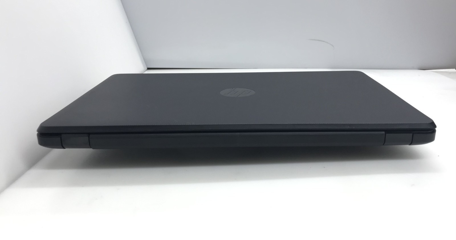 HP 15-BS113DX i3-8130U@2.20GHz 8GB RAM 1TB HDD W11P TOUCH W/CHARGER *READ
