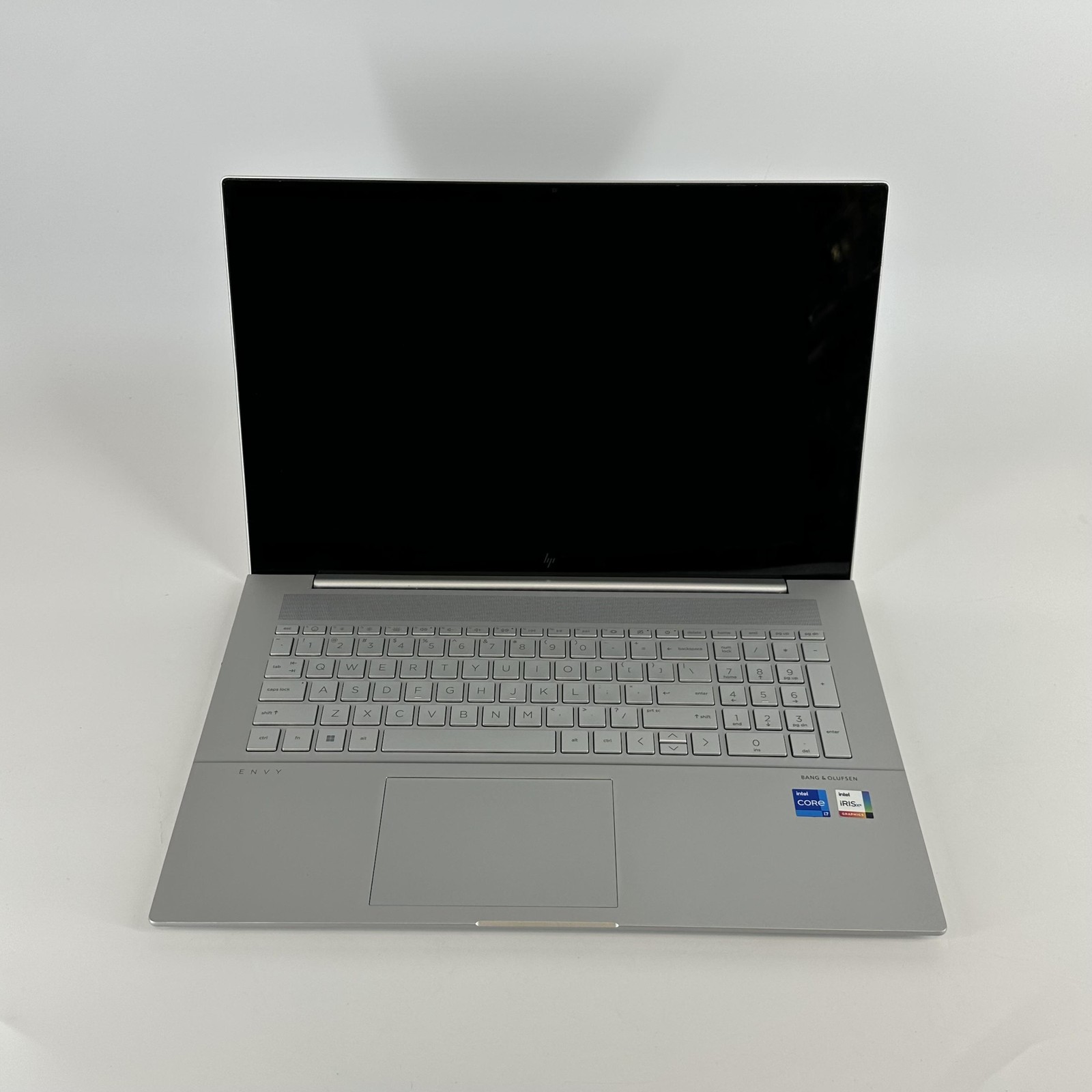 HP Envy 17 Silver FHD TOUCH 2.1 GHz i7-1260P 32GB RAM 1TB SSD Good