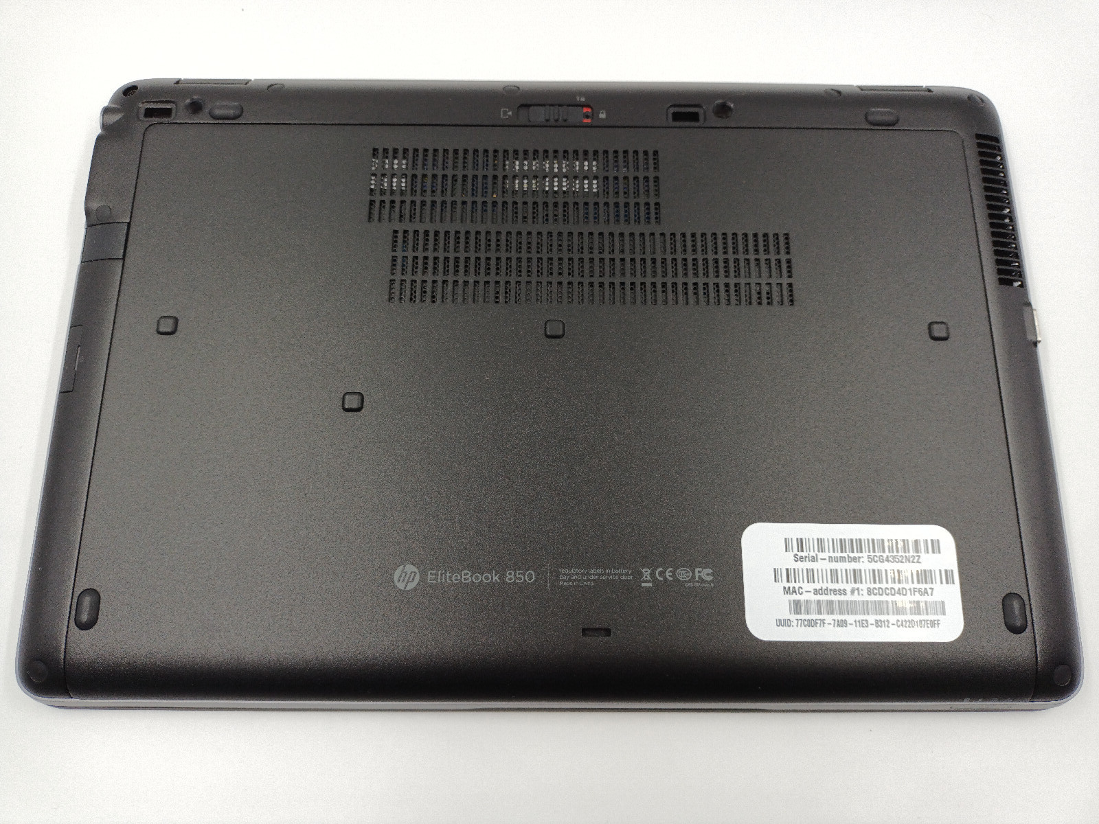 HP Elitebook 850 G1 + Docking Station + Carrying Case + Mouse
