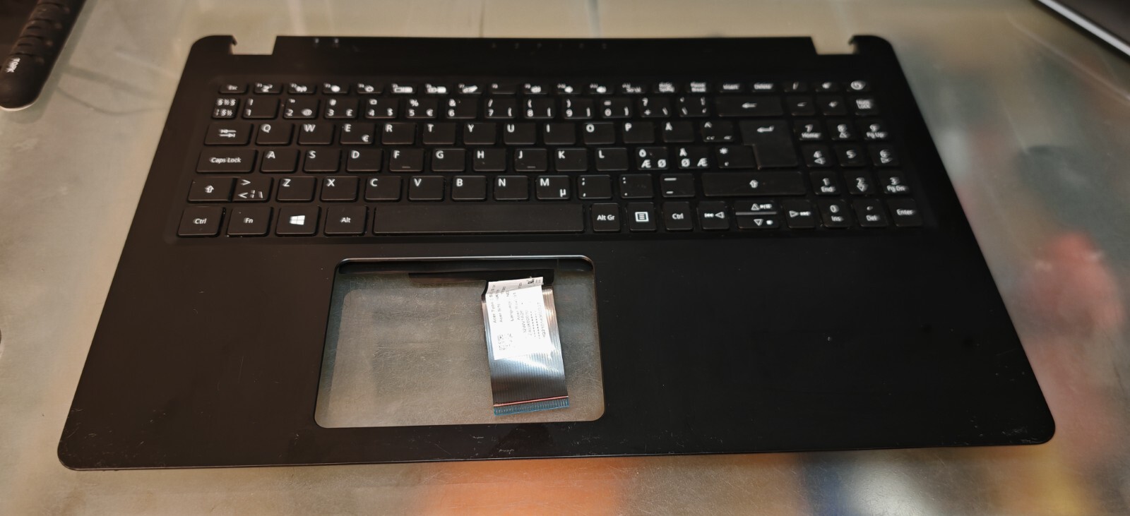 ACER A315-56 EX215-52 51 A515-43 A315-42 TOP BODY PALMREST AM2ME000100
