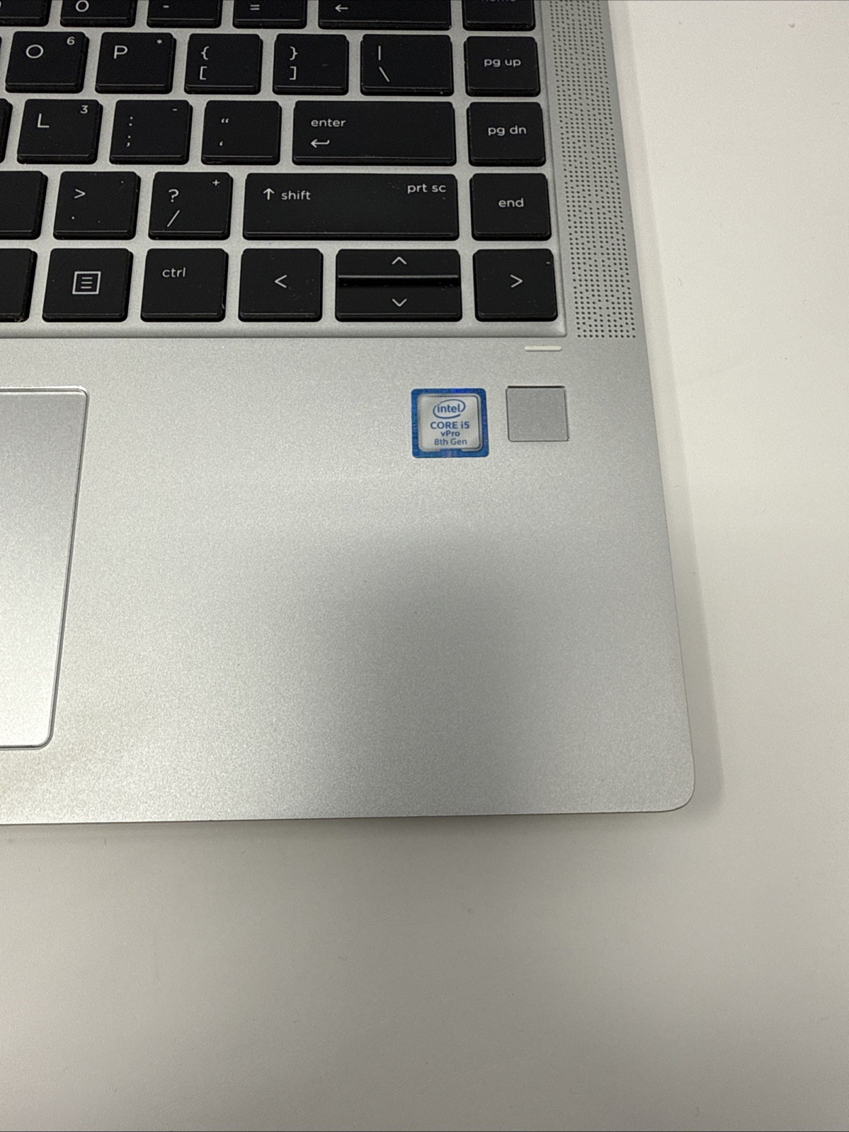 HP EliteBook x360 1040 G6 (Intel Core i5 8th Gen @ 1.60GHz, 8GB RAM, 256GB SSD)