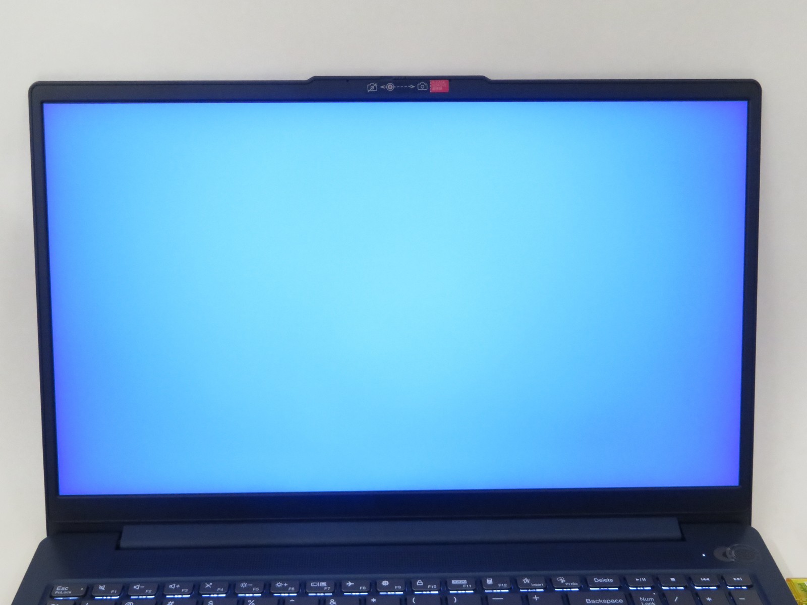 Ideapad Slim 3 15ABR8 15.6in FHD AMD Ryzen 7 7730U 2GHz 16GB RAM 512GB SSD