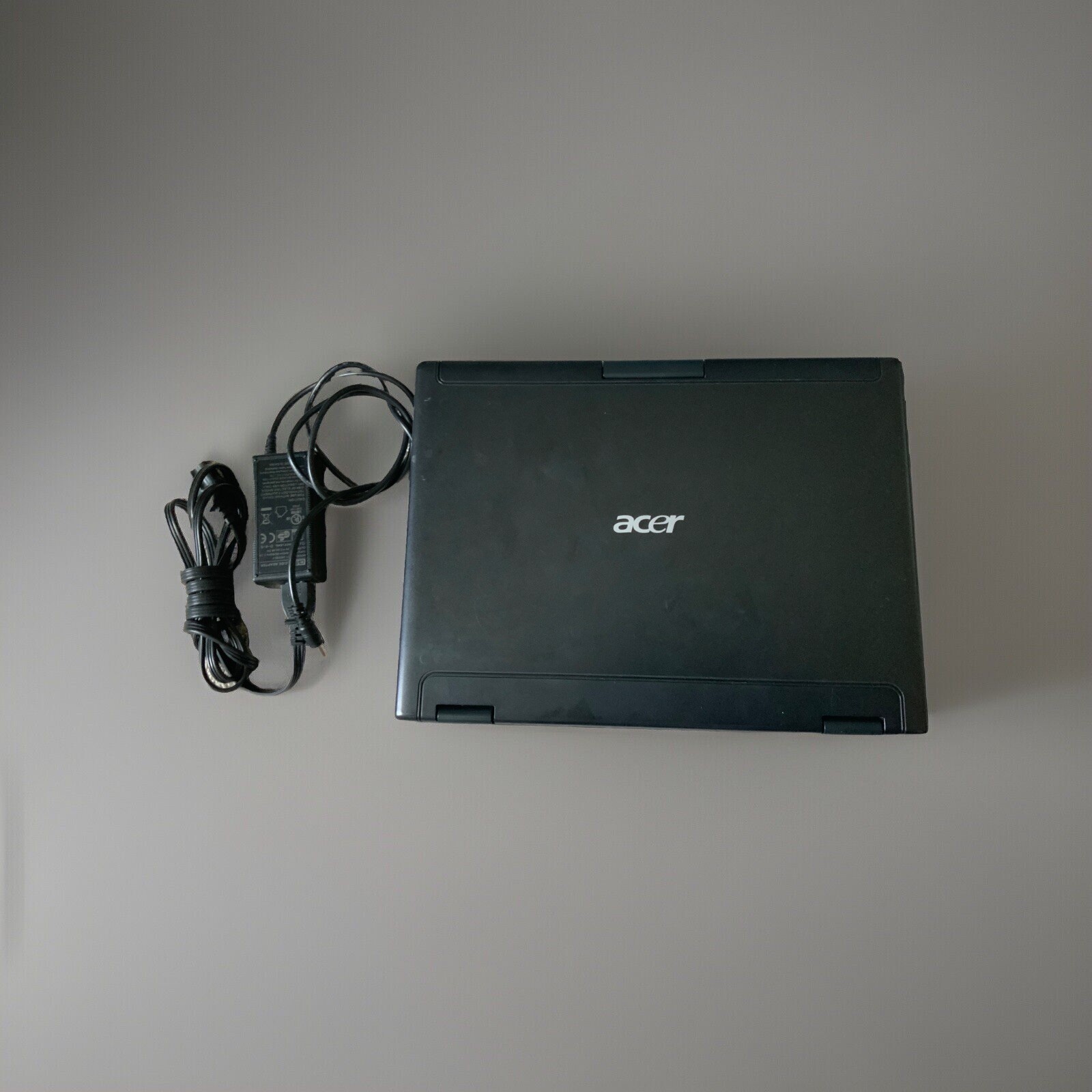 Acer Aspire KAW60 Laptop – Stuck on “Just a Moment” Screen – For Parts/Repair