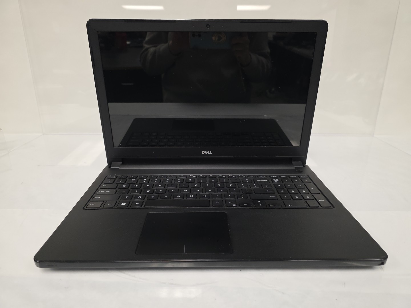 Dell Inspiron 5558 laptop |2GB RAM|NO HDD| Intel core i3- 5015U