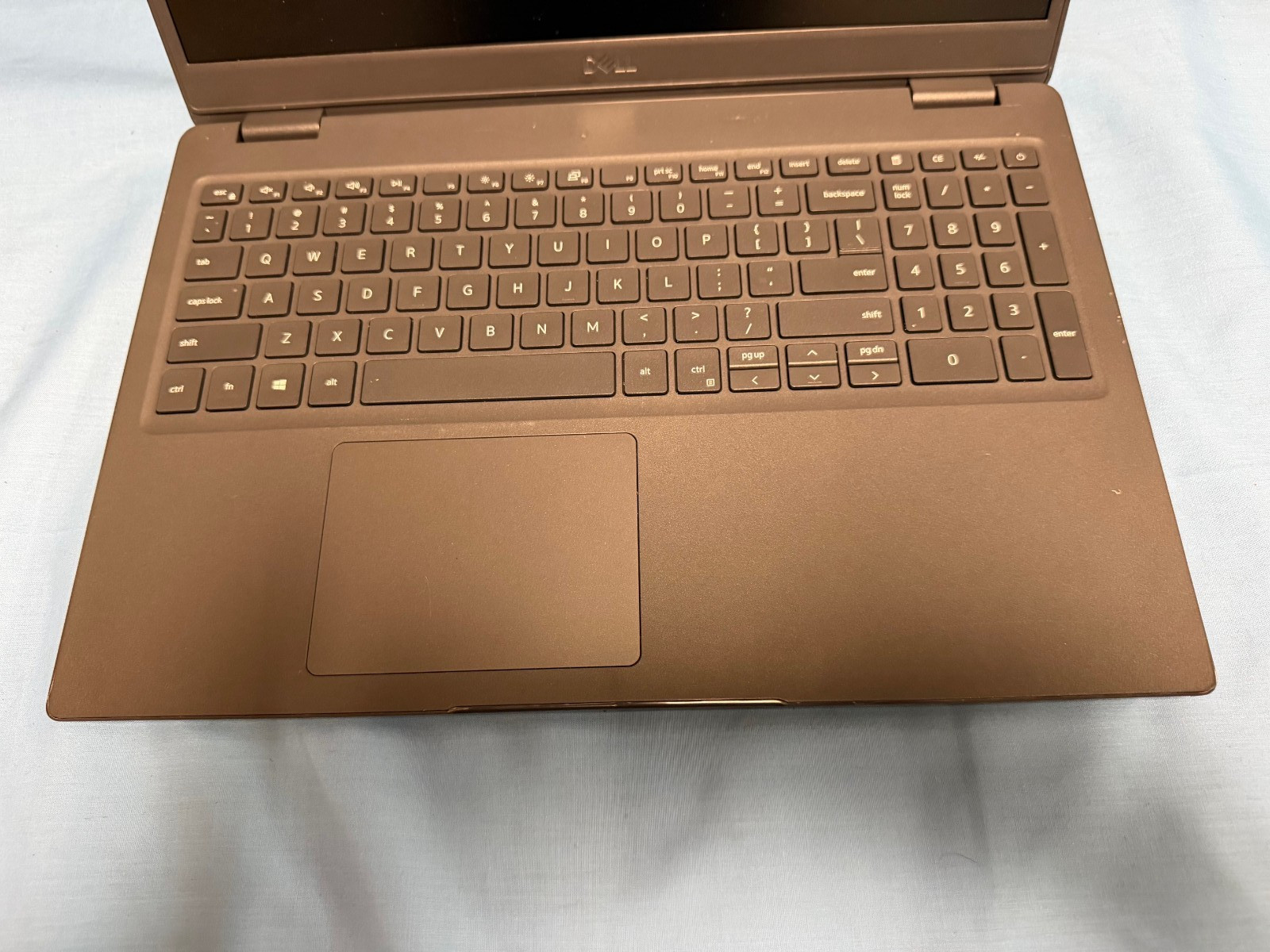 Dell Latitude 3510 15.6″ i5-10210U 1.60GHz 8GB RAM Cracked LCD No SSD No OS
