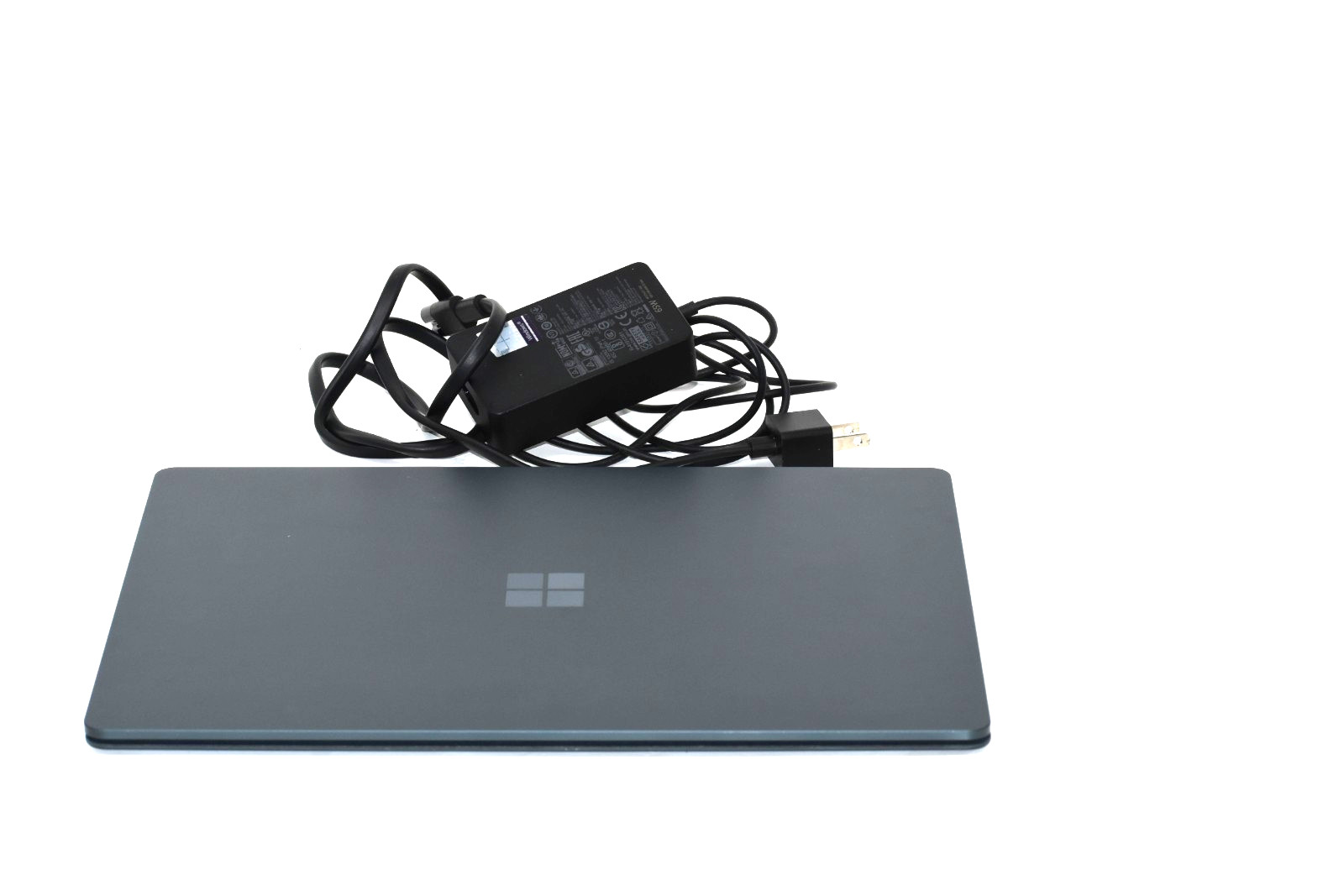 Microsoft Surface Laptop 3, 13.5″ Touch, Intel i5, 8 GB RAM, 256GB SSD – Blue