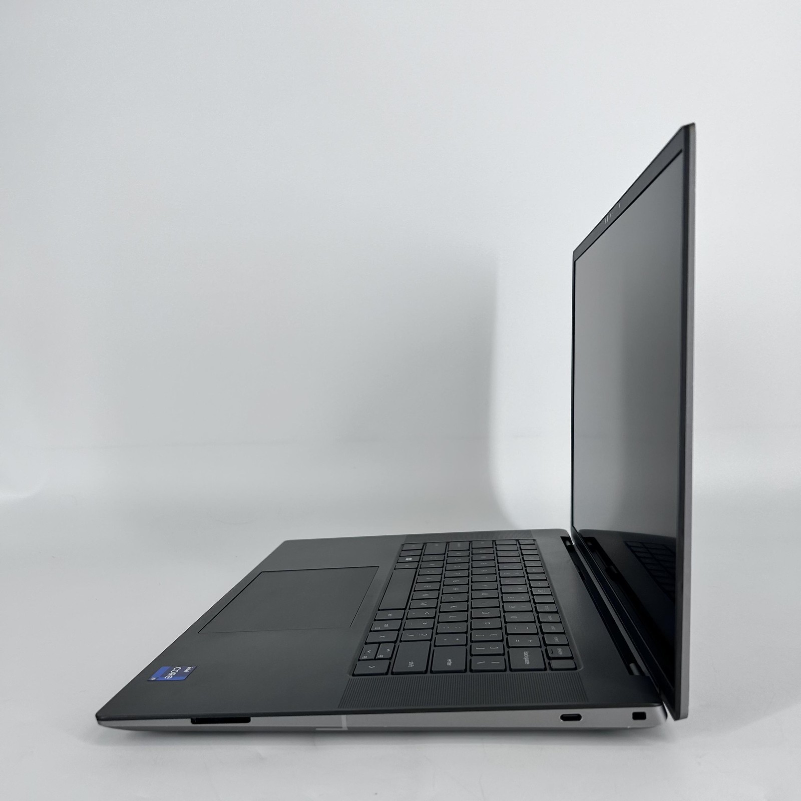 Dell Precision 5680 16 Gray FHD+ 2.6 GHz i9-13900H 64GB 1TB SSD RTX 4000 Ada