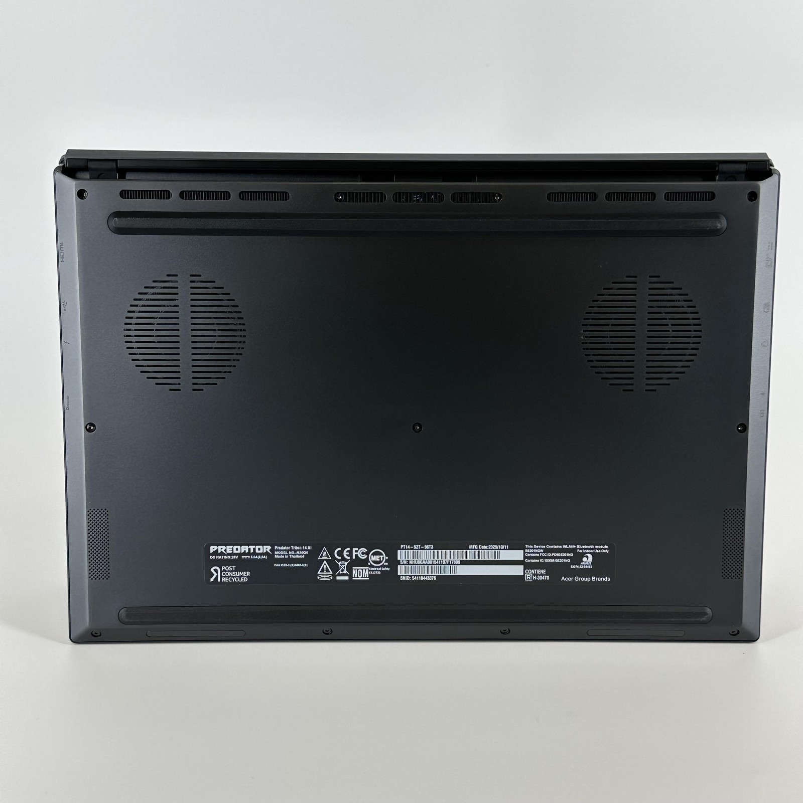 Acer Predator Triton 14 AI 14 120Hz TOUCH 3.3GHz Ultra 9 288V 32GB 2TB RTX 5070