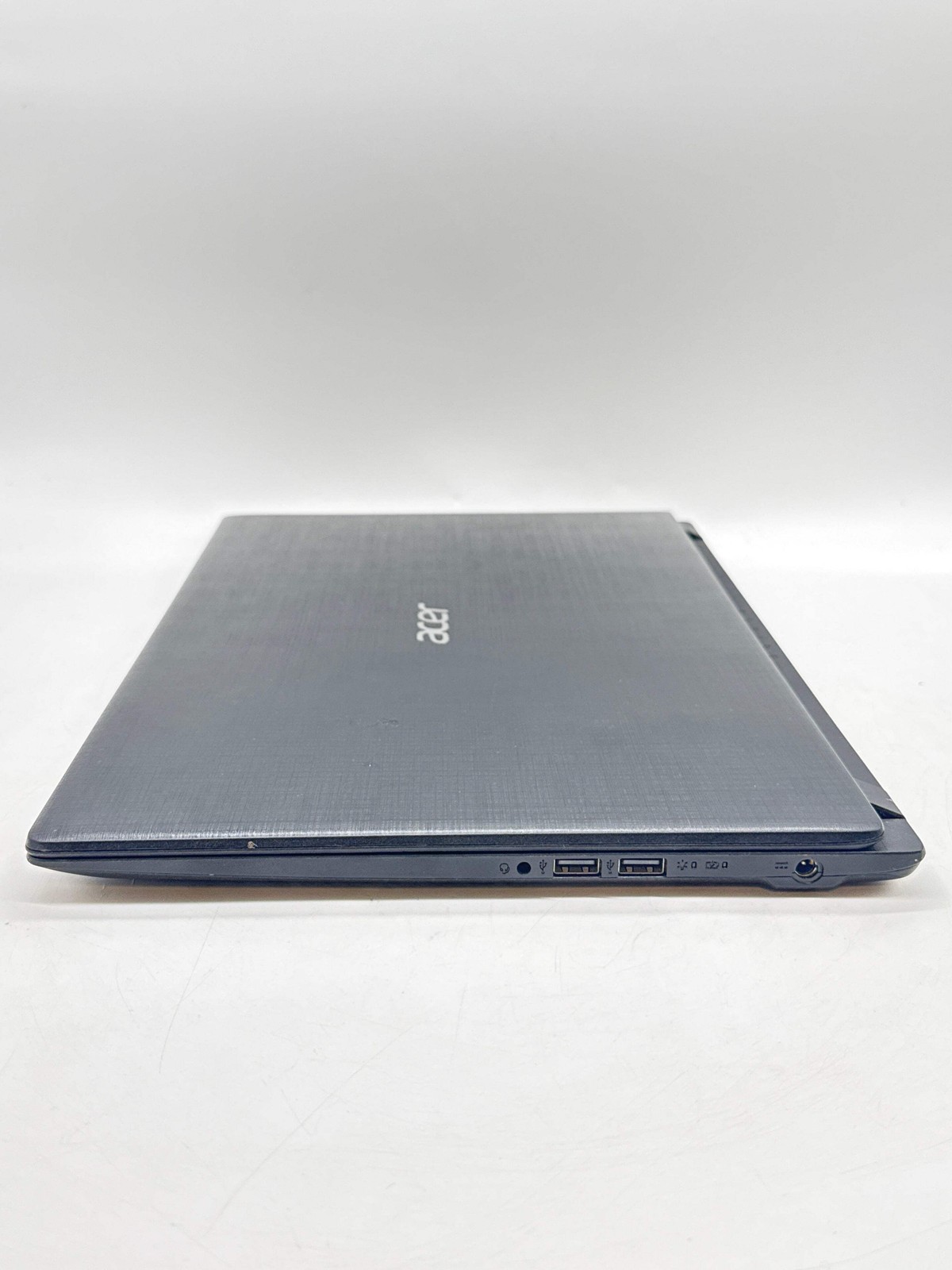 Acer Aspire 3 15.6″ A315-21 AMD E2-9000e@1.5GHz 4GB RAM 1TB HDD Laptop