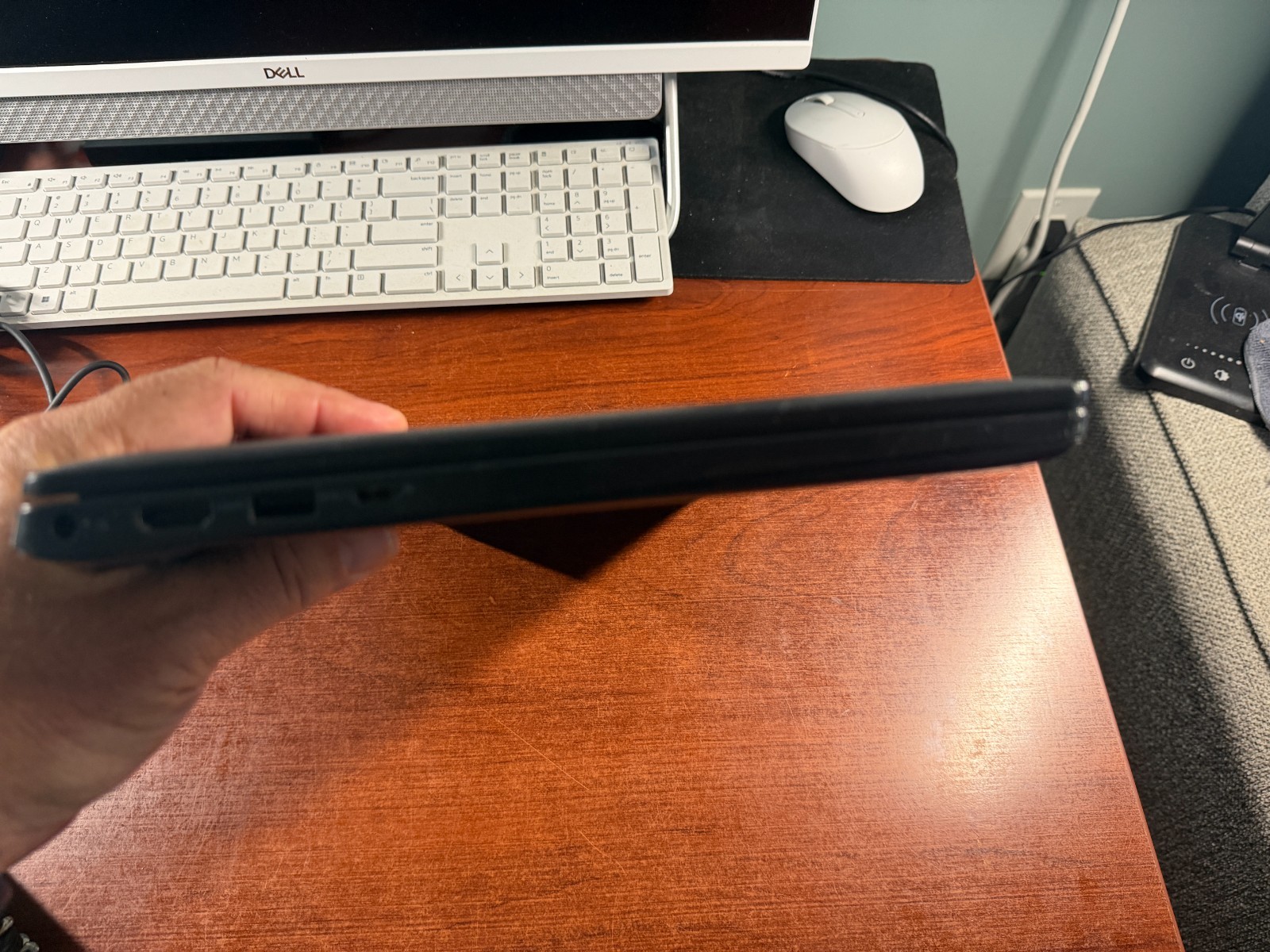 Dell Latitude 3420 Laptop Core i5-1135G7 8GB RAM 256GB SSD Touch FHD Win11 Pro