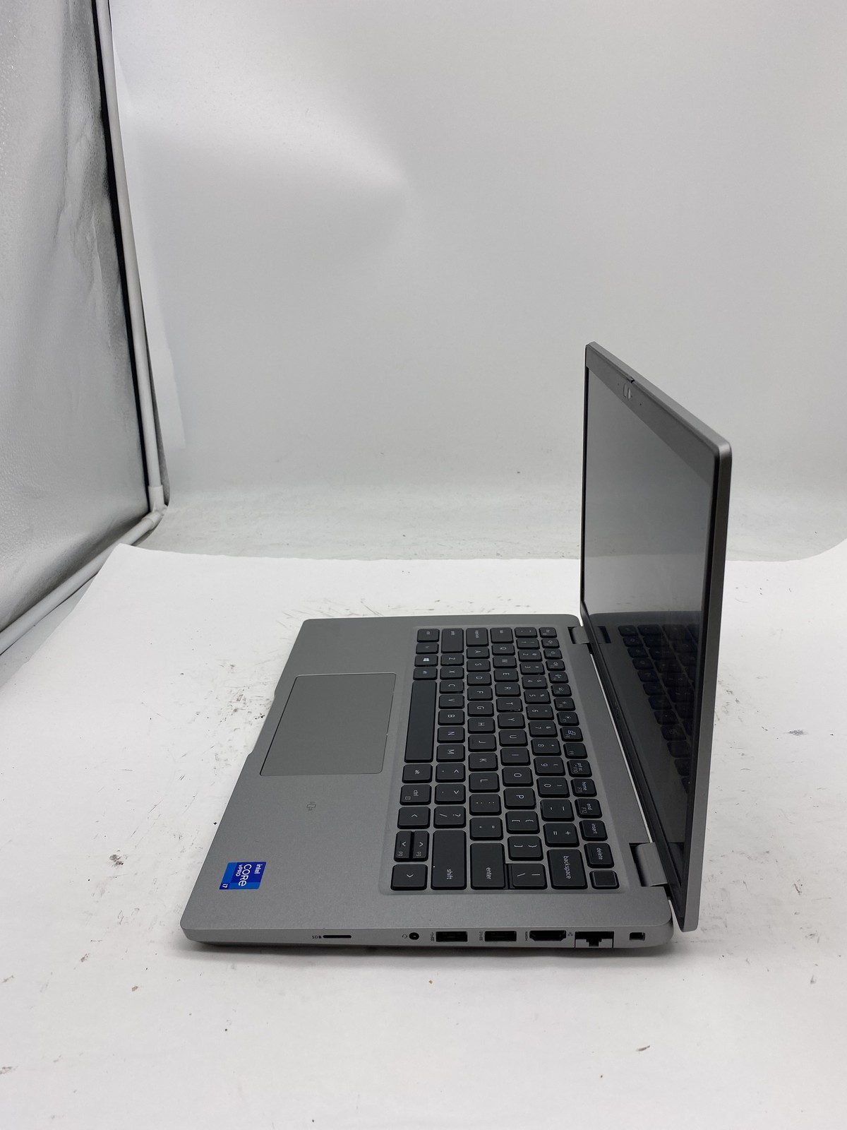 Dell Latitude 5421 Laptop Intel Core i7 11850H 2.5GHz 16GB 512GB SSD W11P