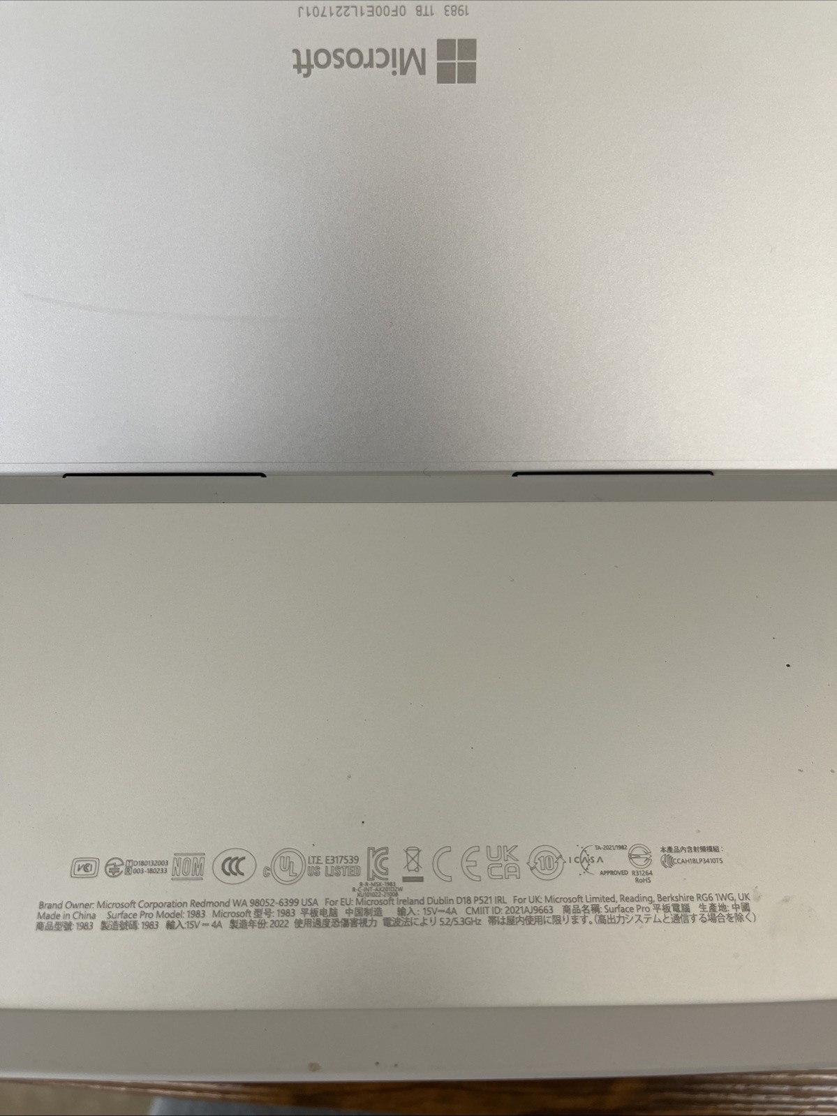 Microsoft Surface Pro 8 13″ i7 32GB Ram 1TB SSD No Power! For Parts!
