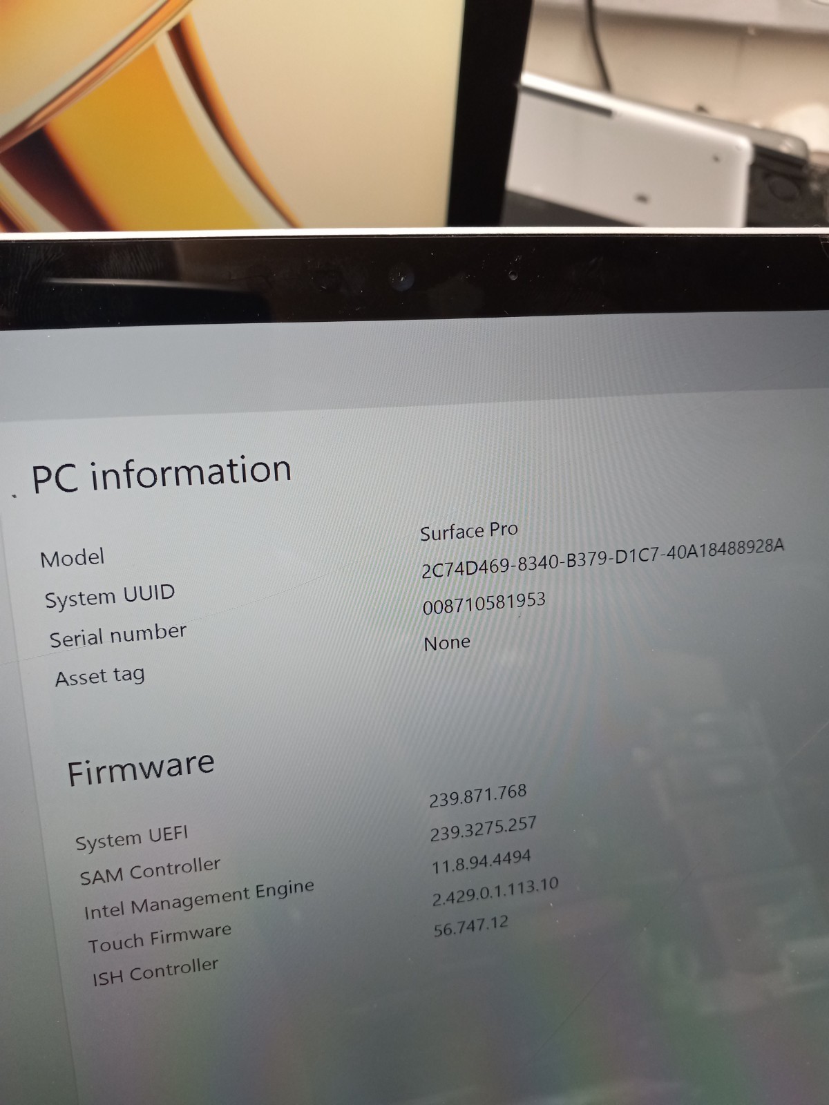 Microsoft Surface Pro 1807 i5-7300U 8GB 256GB NVMe