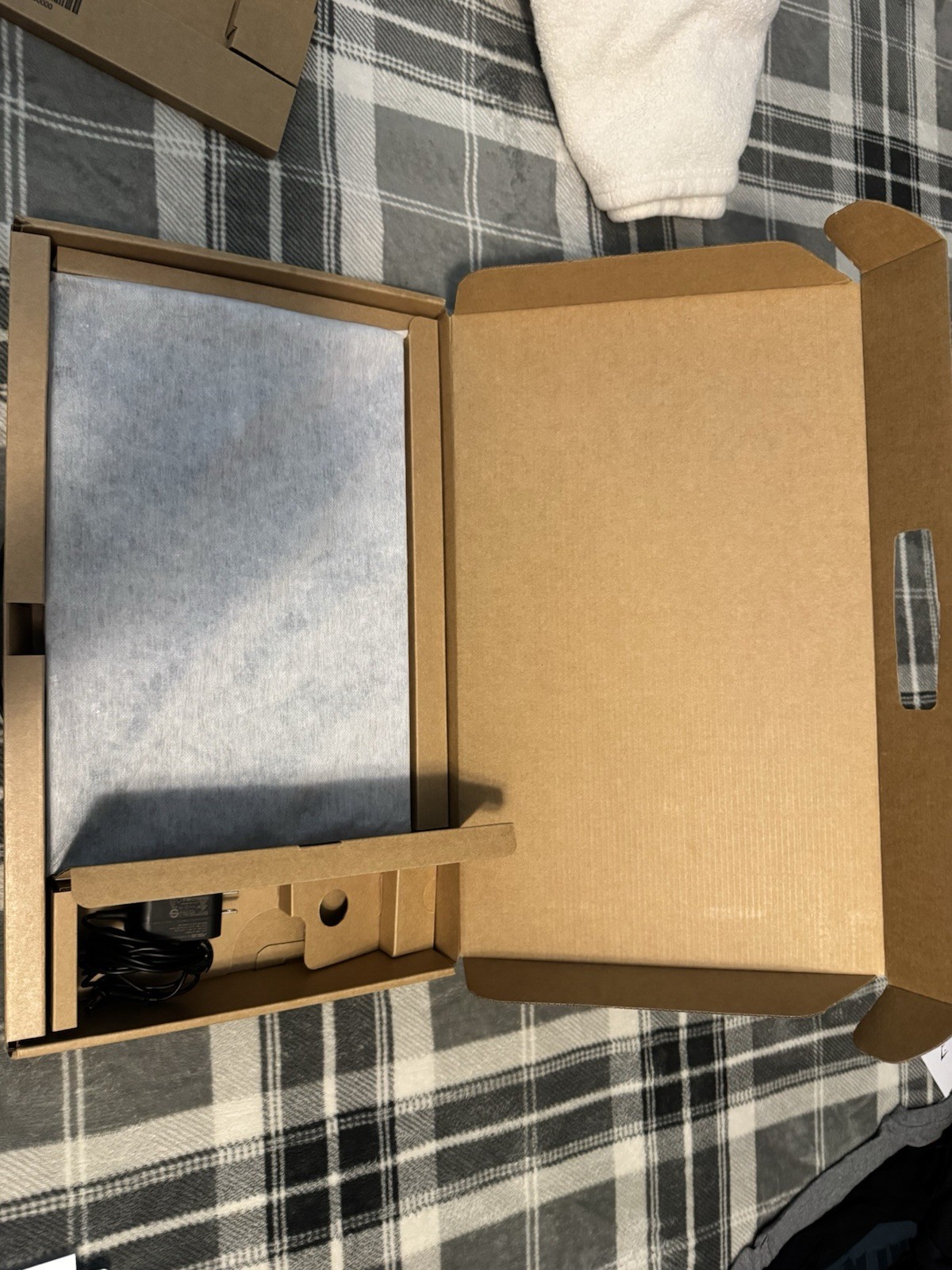 Brand New ASUS VivoBook 15 F1504V 15.6” FHD i3-1315U 8GB RAM 512GB SSD Windows11