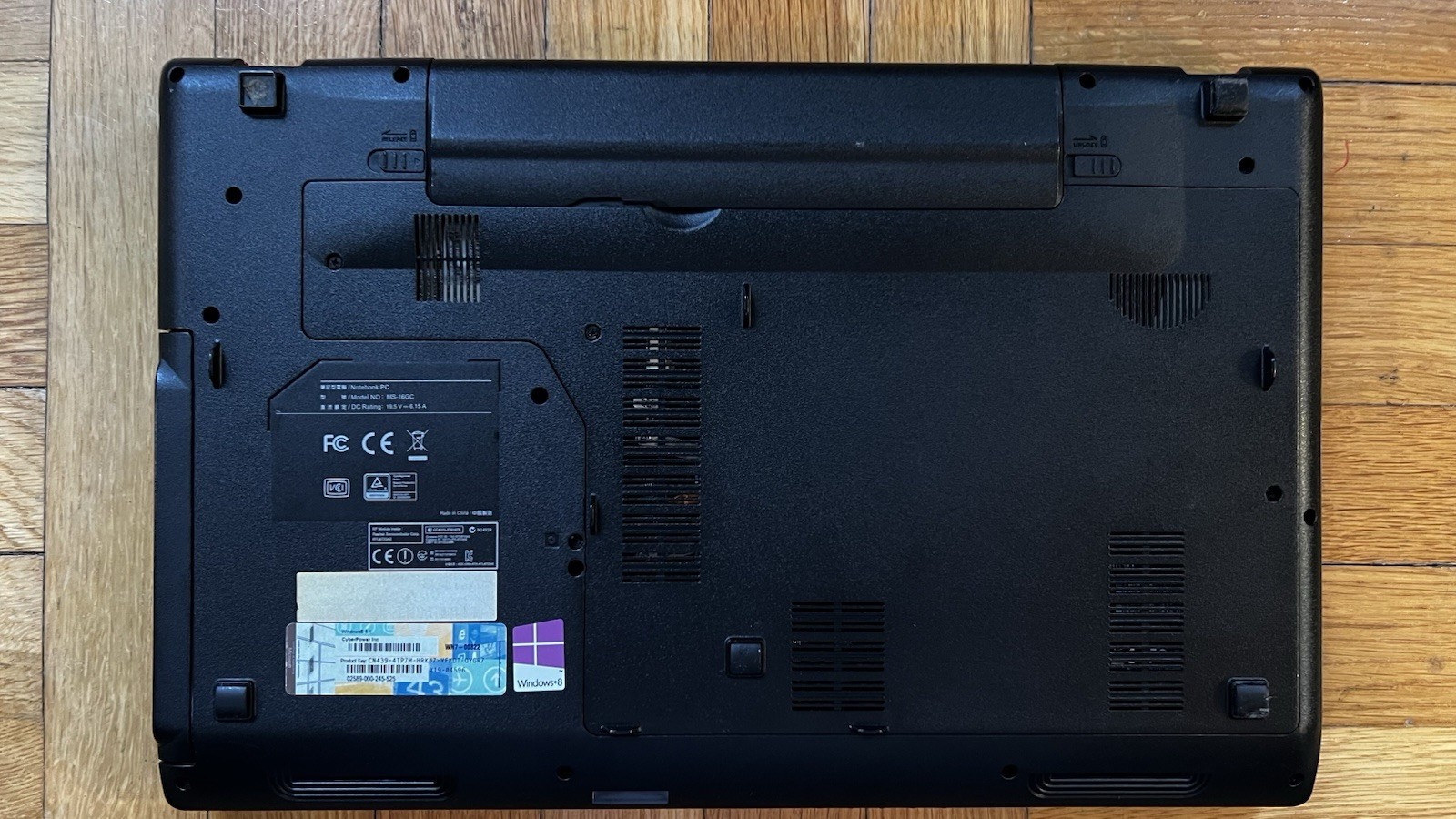2013 CyberPowerPC Fangbook Evo HX6- Intel Core i7-4700MQ NVIDIA GeForce GTX 765M