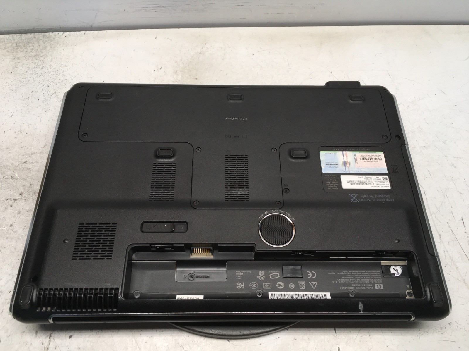 HP Pavilion DV7-1025NR Intel Core 2 Duo P8400 2.26GHz 2 GB NO HDD