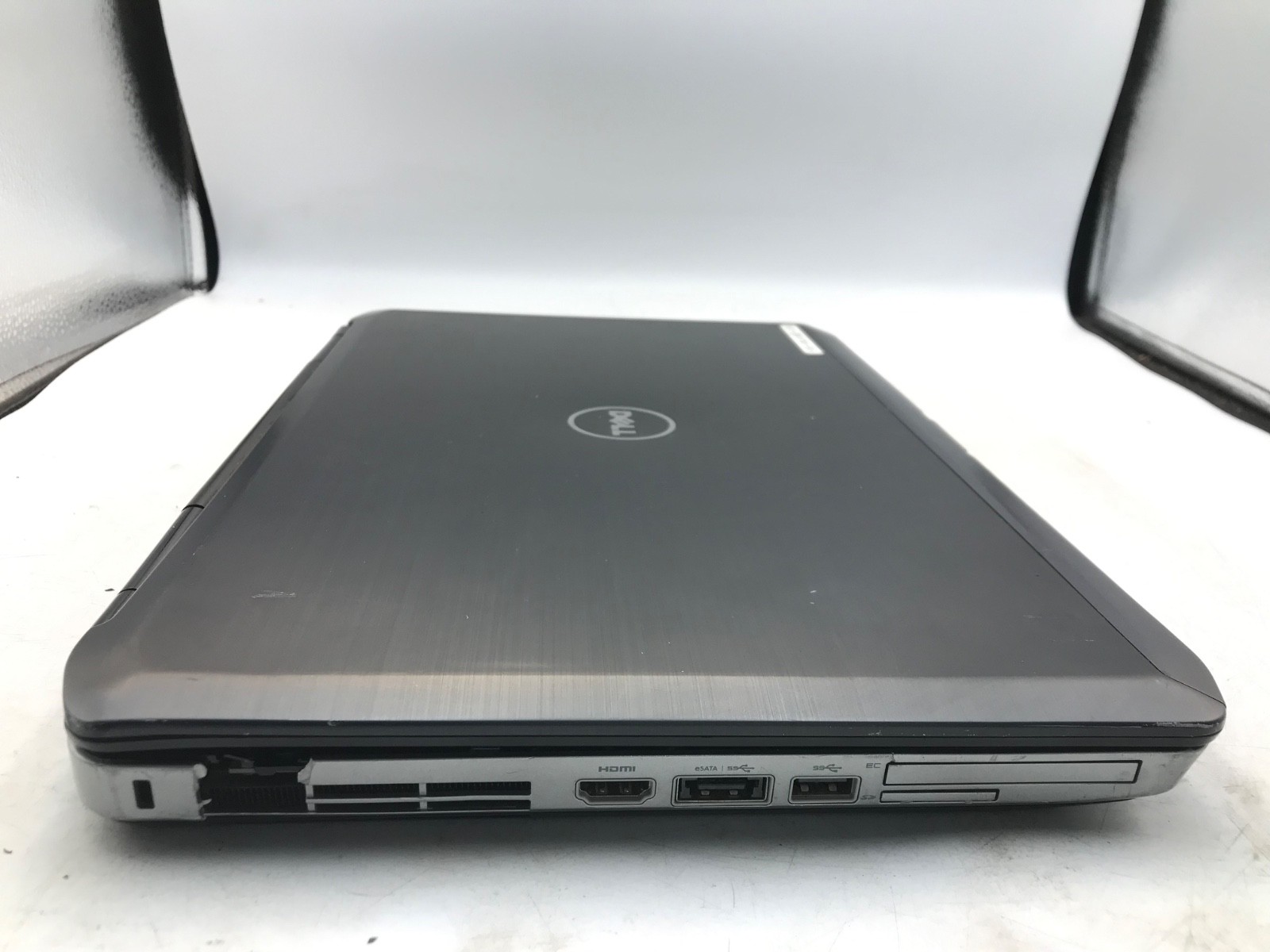 Dell Latitude E5530 Intel Core i3-3110M 2.4 GHz 15″ Laptop-POWERS/BAD DISPLAY-MZ