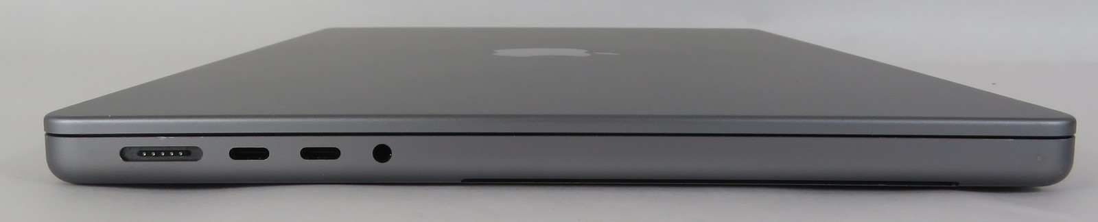 Apple Macbook Pro 2023 14in Retina M2 Pro 16GB RAM 512GB Tahoe A2779