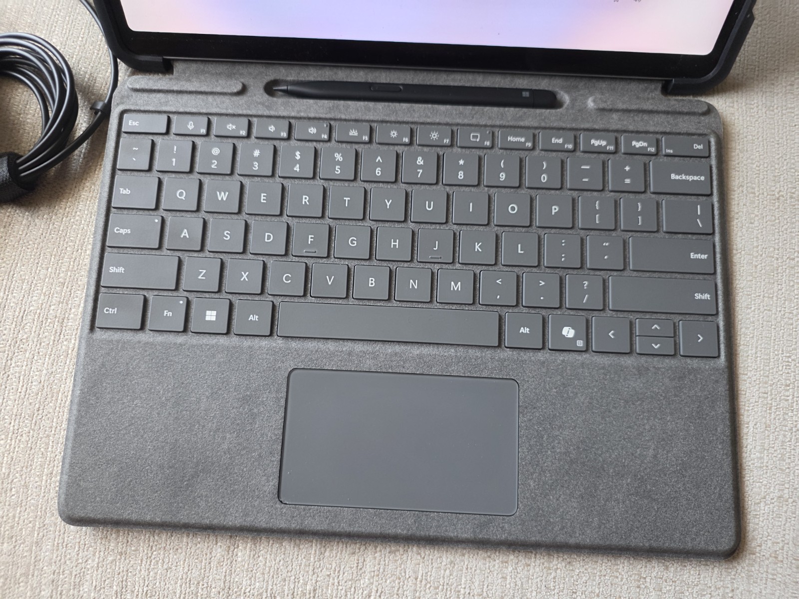 Microsoft Surface Pro 11 OLED Core Ultra 7 268V 32GB RAM 512GB SSD Keyboard, Pen