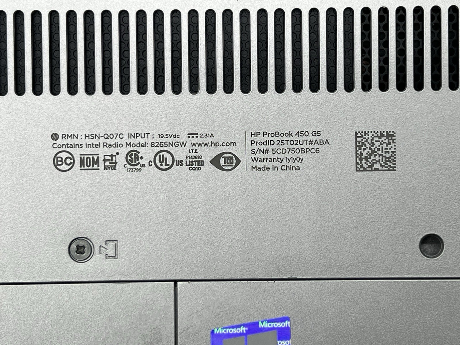 HP ProBook 450 G5, i5-8250U CPU, @ 1.60GHz, 8GB RAM, 256GB SSD-No OS/Charger