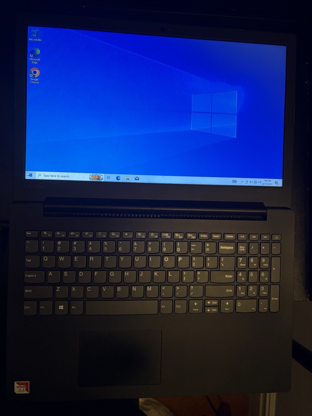 Lenovo 15.6″ Laptop AMD A4-9125 2.30GHz 8GB Radeon R3 Win 10 Black