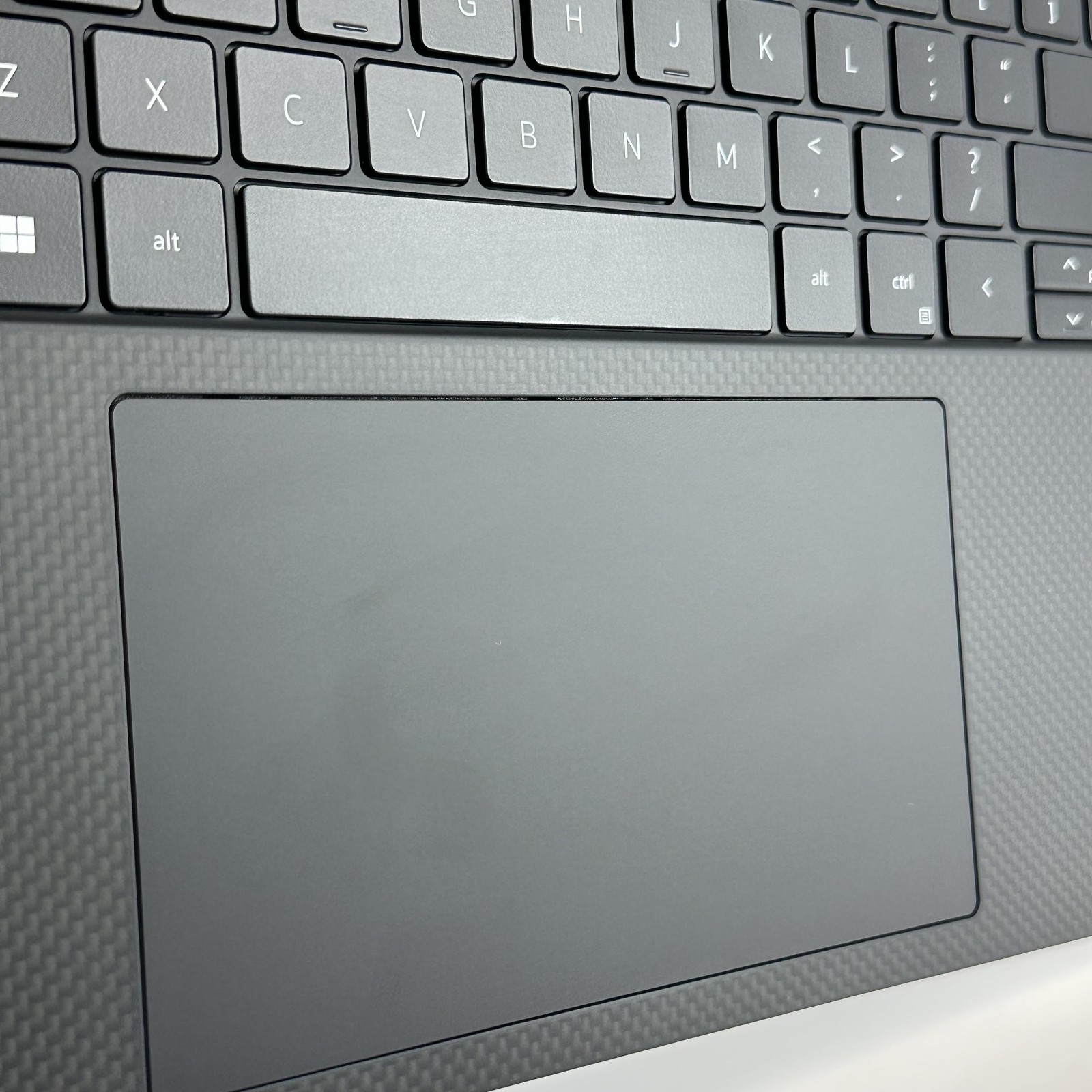 Dell XPS 15 9520 FHD+ 2.3GHz i7-12700H 32GB 512GB SSD NVIDIA RTX 3050 FRAME GAP