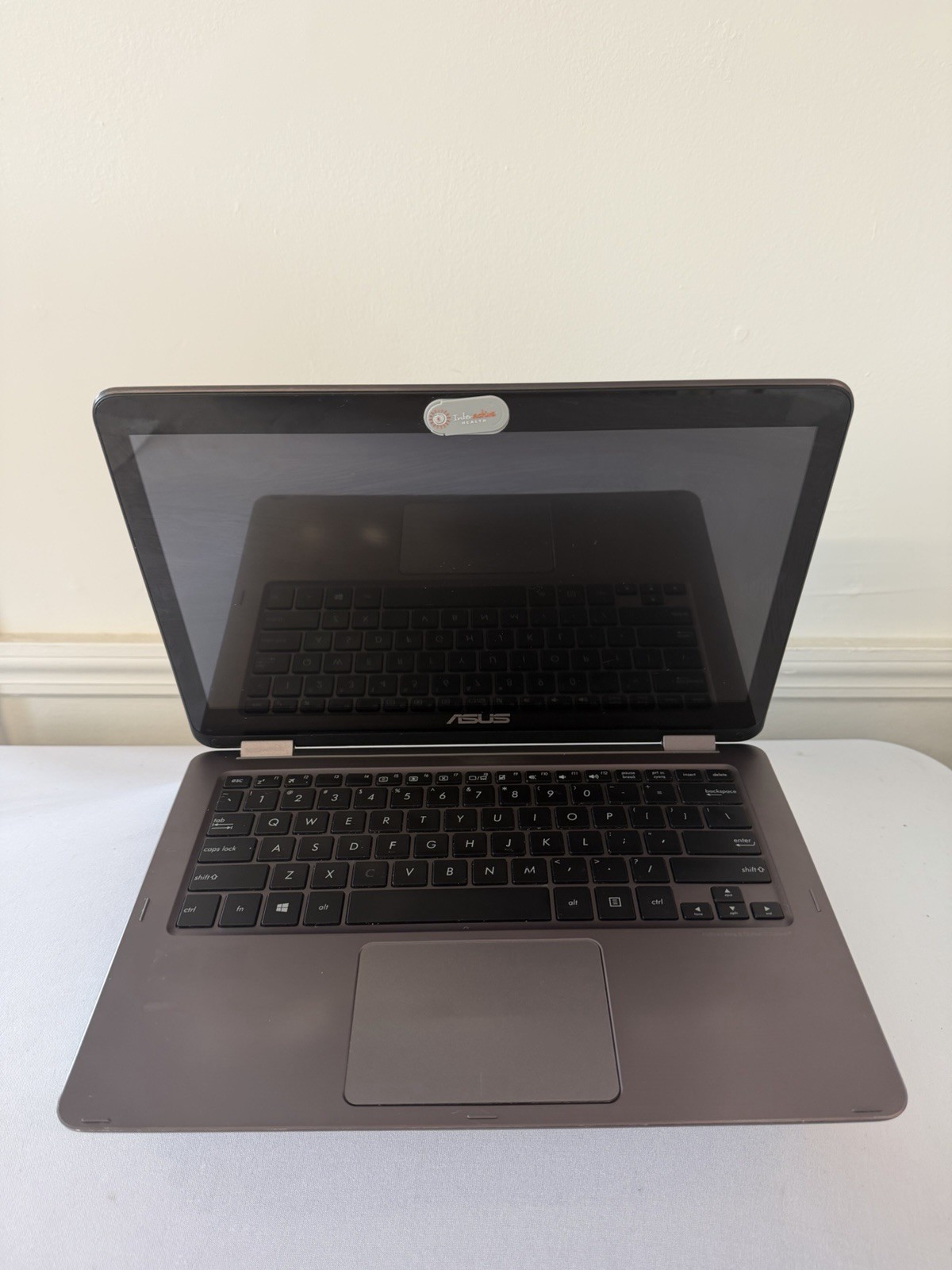 Asus UX36OC Laptop – Good Screen – Intel m3-6Y30 – RAM 8 GB – Read Des