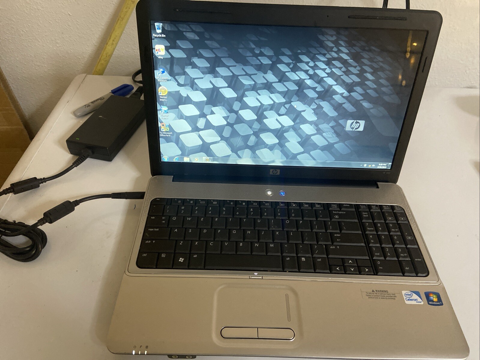 HP G60-235dx Notebook PC Intel Celeron One-Core 2.20GHZ 320 GB HDD