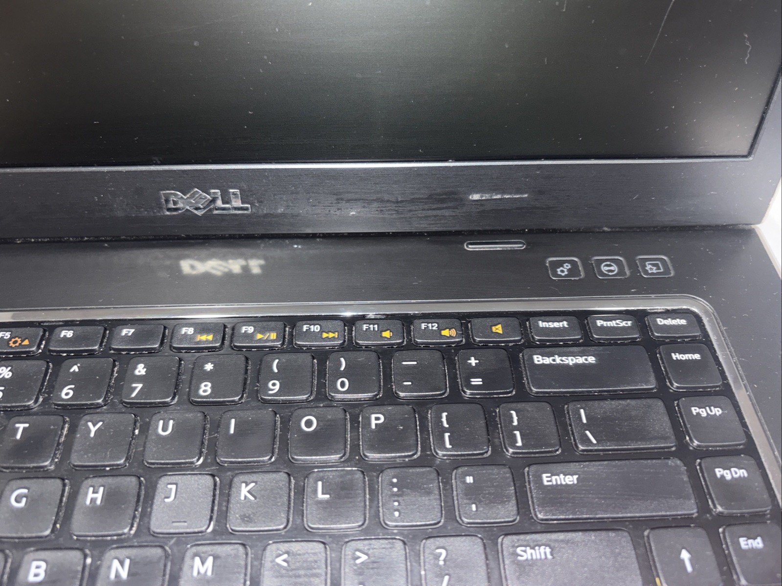 UNTESTED – Dell Vostro 3550 Laptop – FOR PARTS OR REPAIR – AS-IS