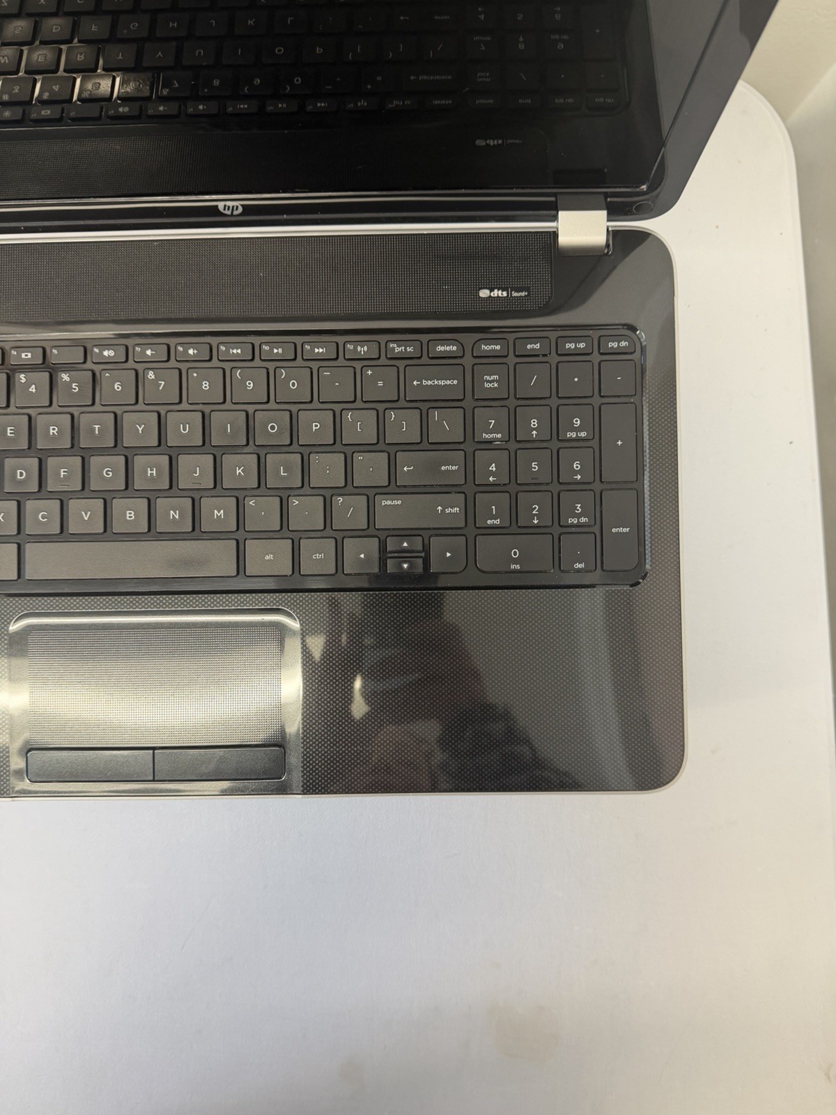 HP Pavillion 15 Laptop – Good Screen – AMD A6-5200 – Read Des