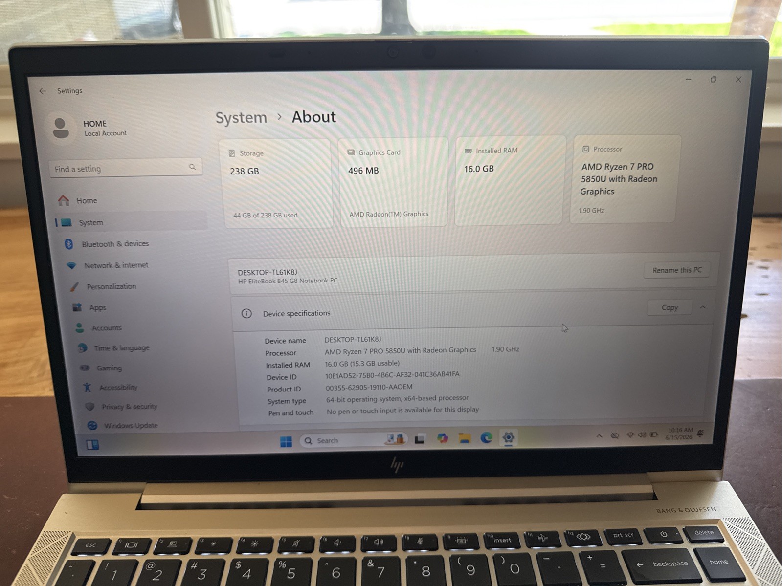 HP EliteBook 845 G8 14in – AMD Ryzen 7 PRO 5850U – 16GB RAM 256GB SSD – SureView