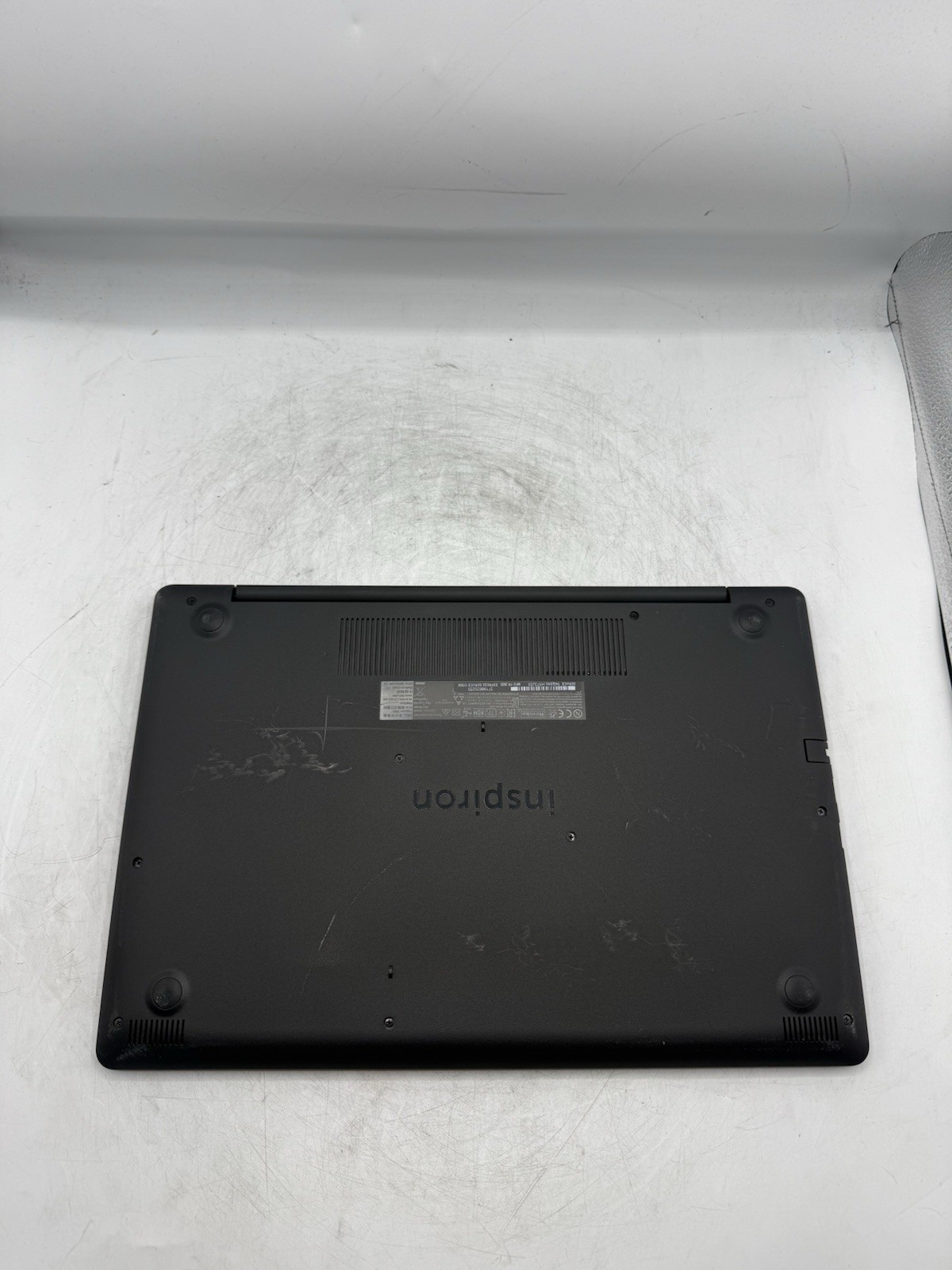 Dell Inspiron 3593 15.6″ i7-1065G7 4GB RAM READ