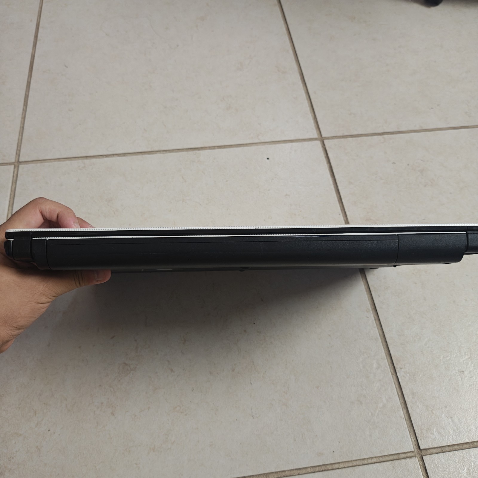 ASUS X501A AR5B125 15.6″ Win8 Laptop – 500GB HDD/4GB RAM – *READ DESC* #3932