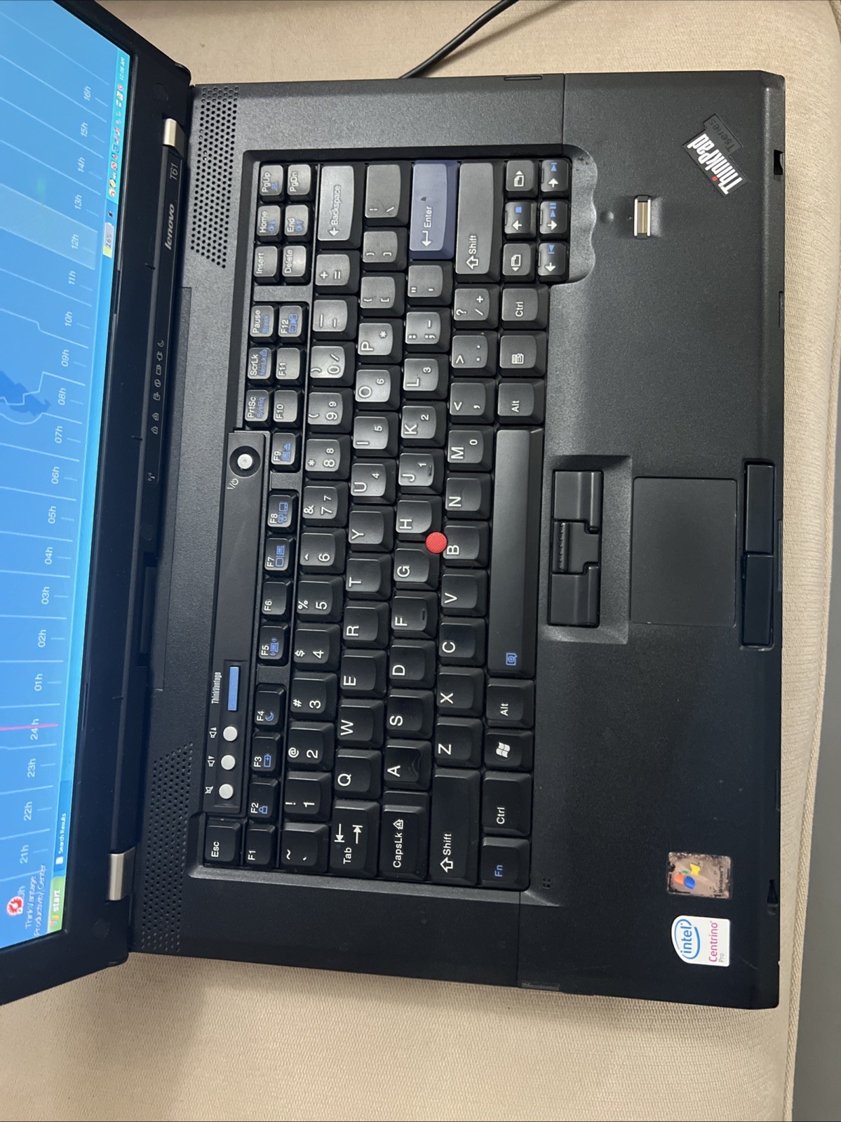 IBM Lenovo ThinkPad T61 14″IN LCD T7300 2.00GHz 2GB RAM 80GB HDD Windows XP PRO