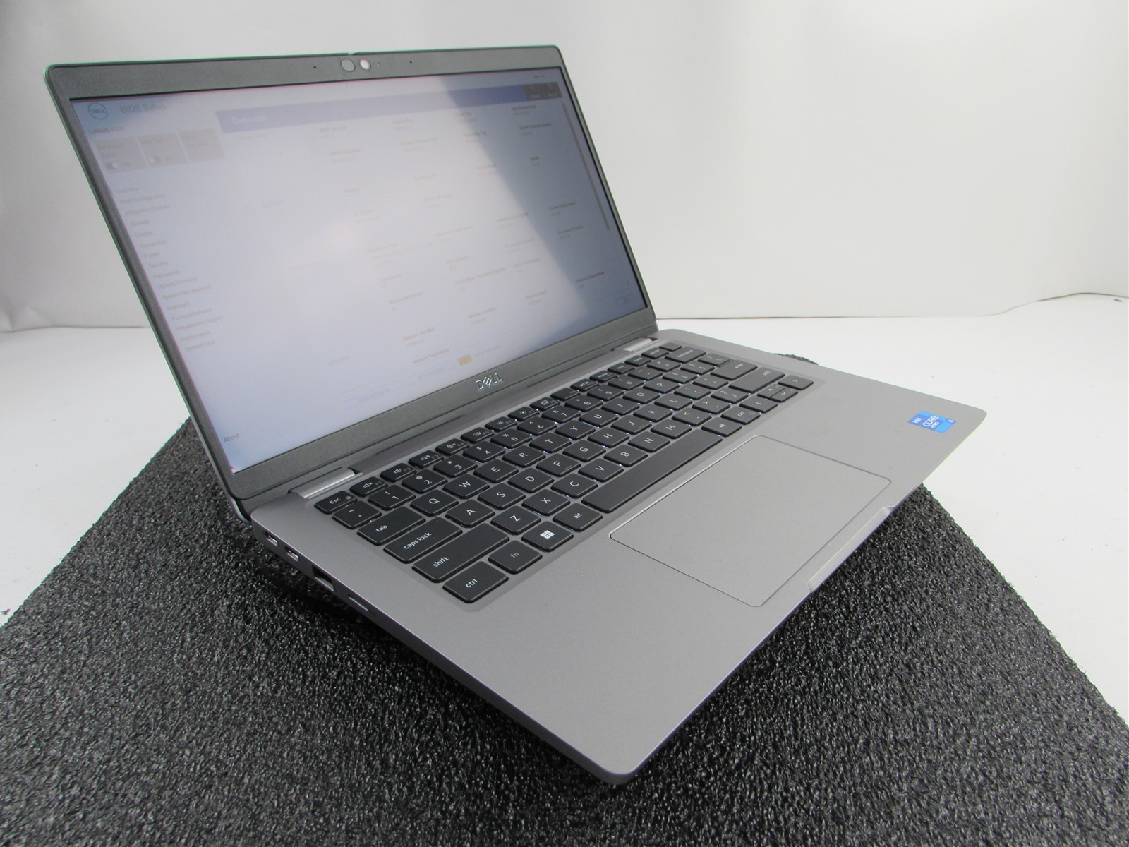 DELL LATITUDE 5320 (LAPTOP) TOUCHSCREEN I5-1145G7 512GB SSD 16GB RAM NO O.S