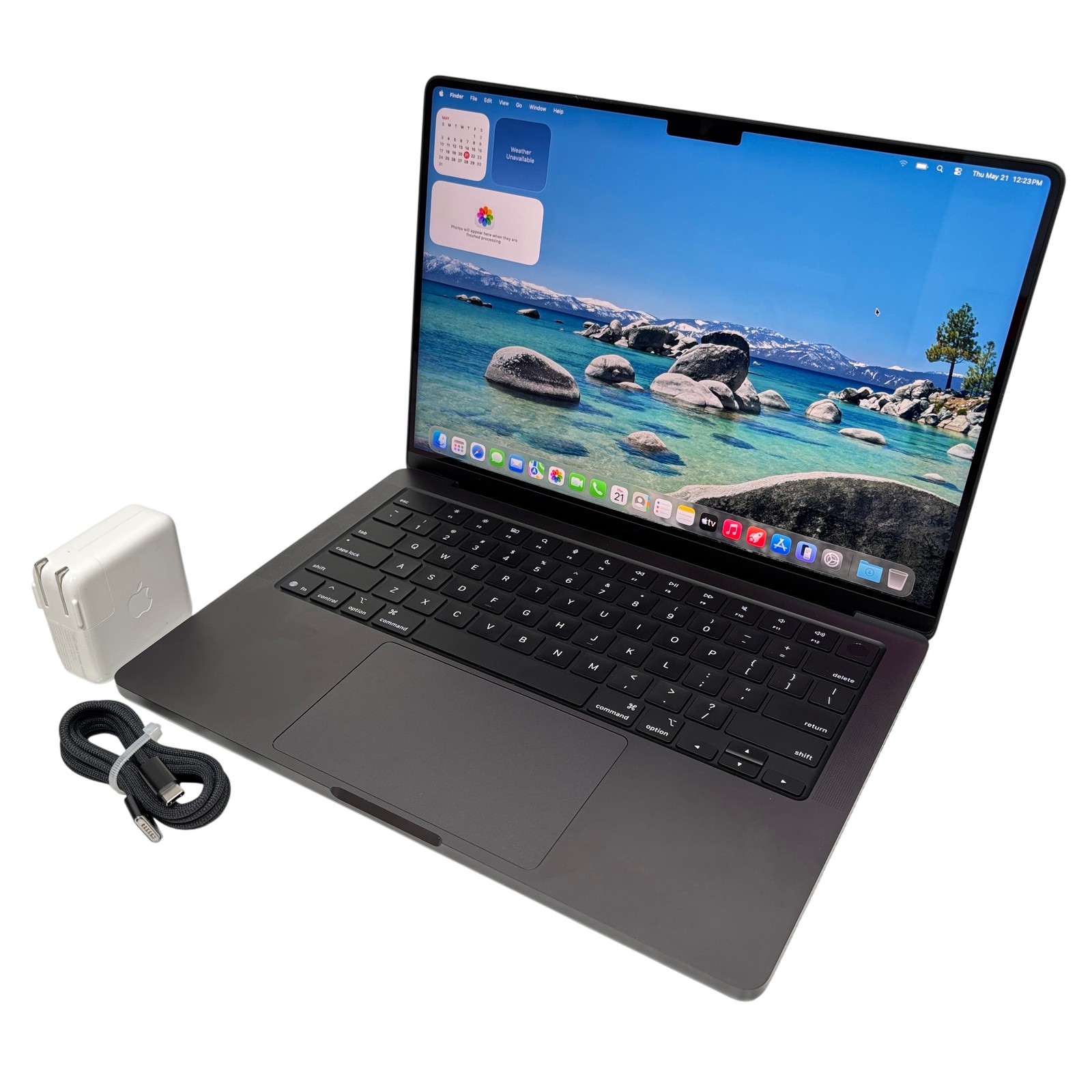 Apple MacBook Pro 2025 MDE04LL/A M5 Chip 10-Core GPU 16GB RAM 512GB SSD 14.2″