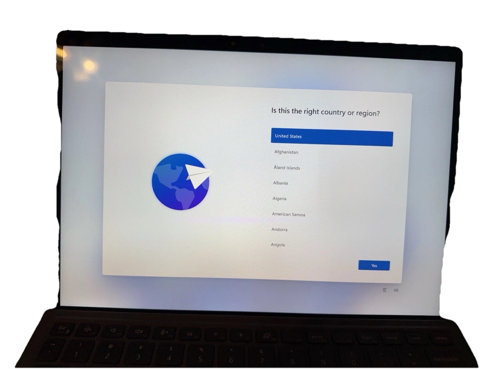 Dell Latitude 7320 Detachable 2-in-1 13″ Touch i5-1140G7 8GB RAM 256GB M.2 SSD
