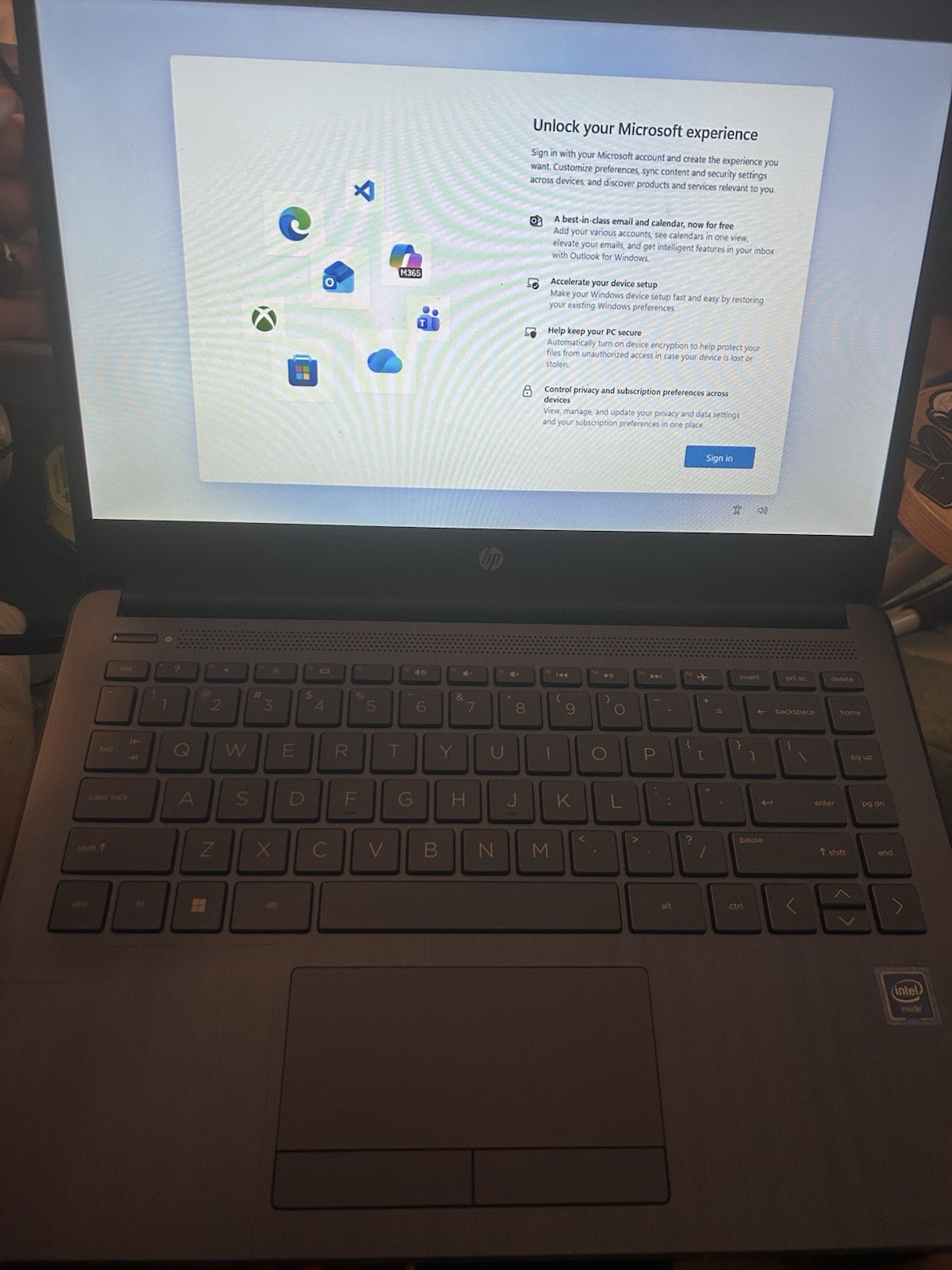 HP Laptop Blue Windows 11 Intel UHD Graphics 600