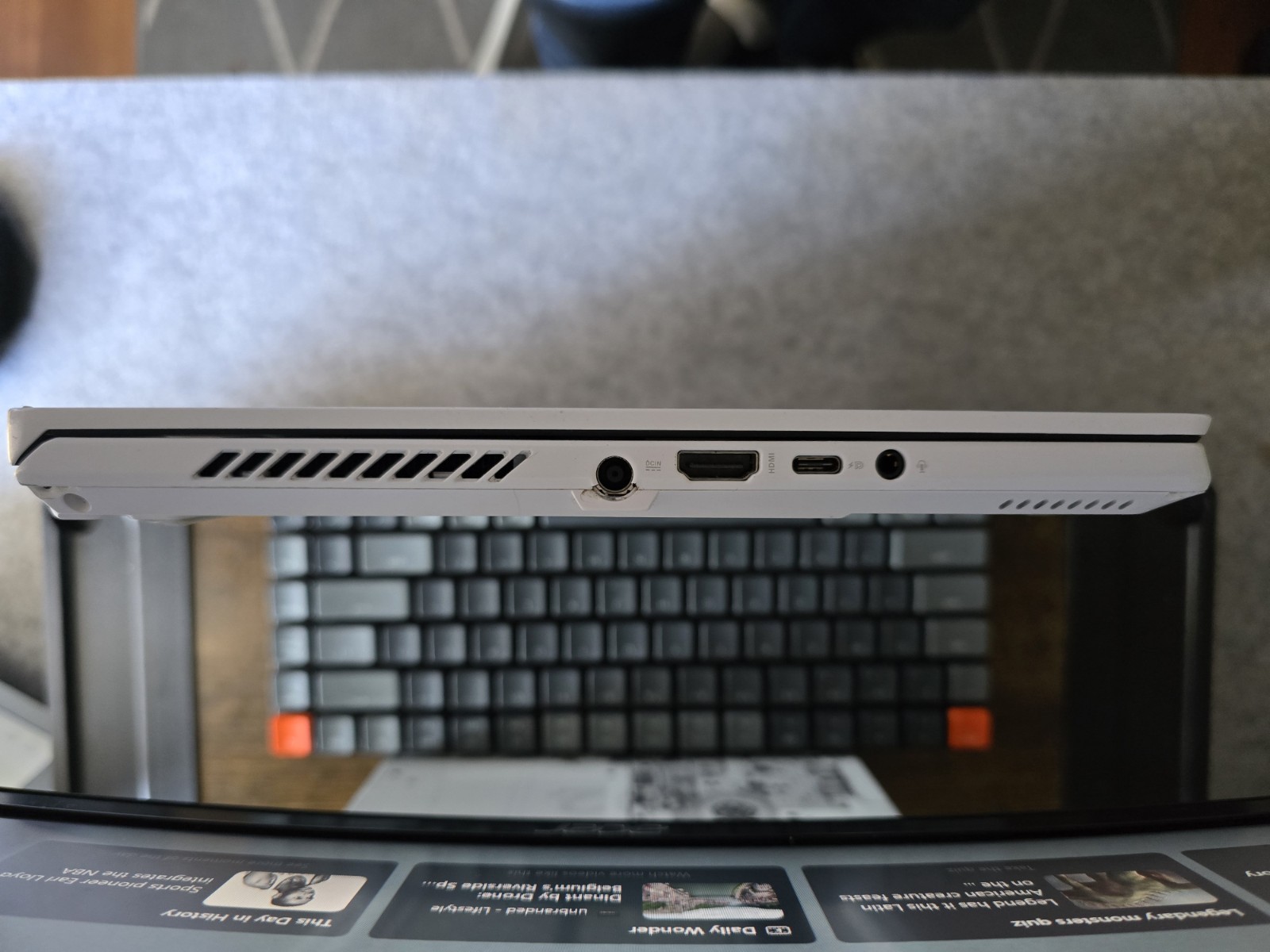 ASUS ROG Zephyrus G14 | Ryzen 9 + RX 6700S | 14″ 120Hz, 16GB RAM (NOT WORKING)