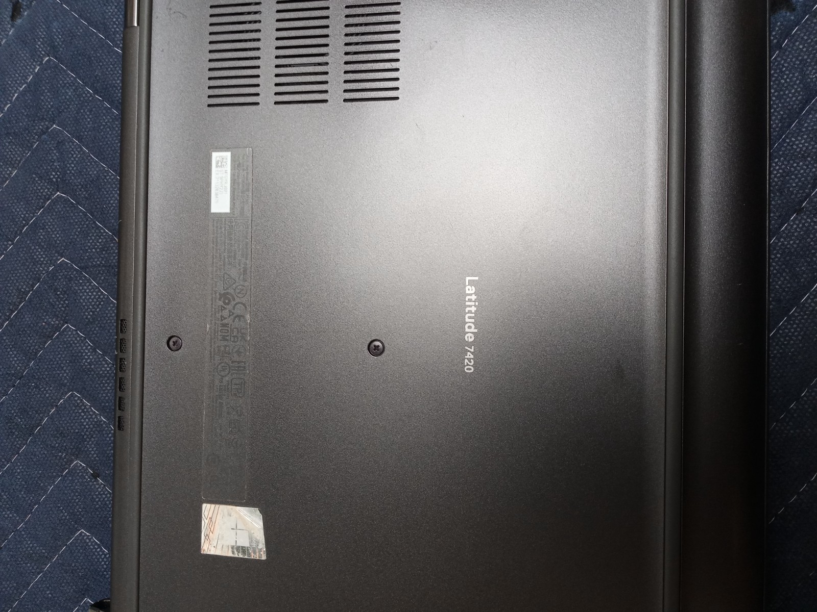 Dell Latitude 7420 | i5-1145G7@2.6GHZ | 16GB RAM | BROKEN SCREEN & HINGE | READ
