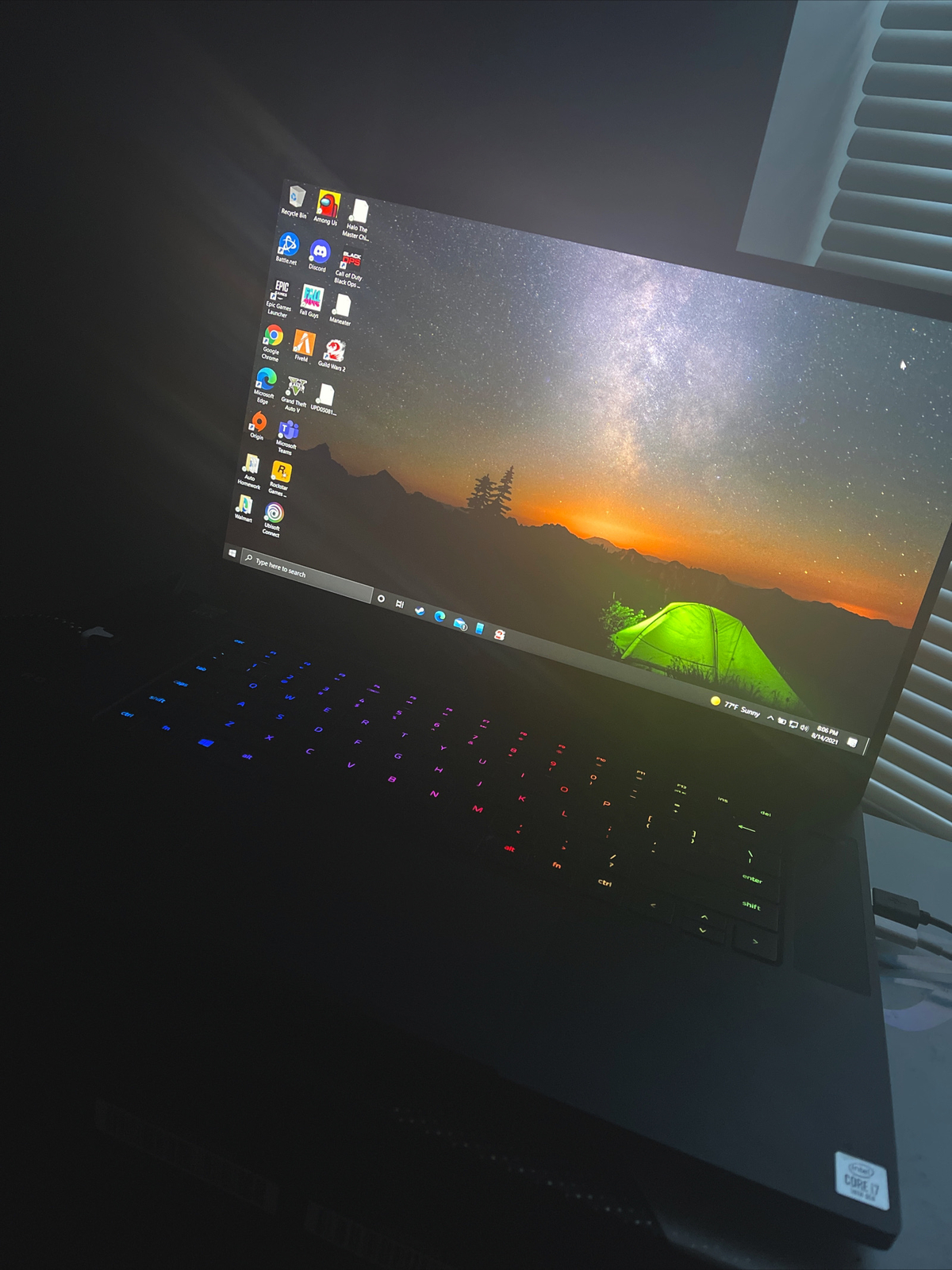 Razer Blade 15, 300HZ (512GB SSD,Intel Core i7 10th Gen 16GB ram) RTX 2070 Super
