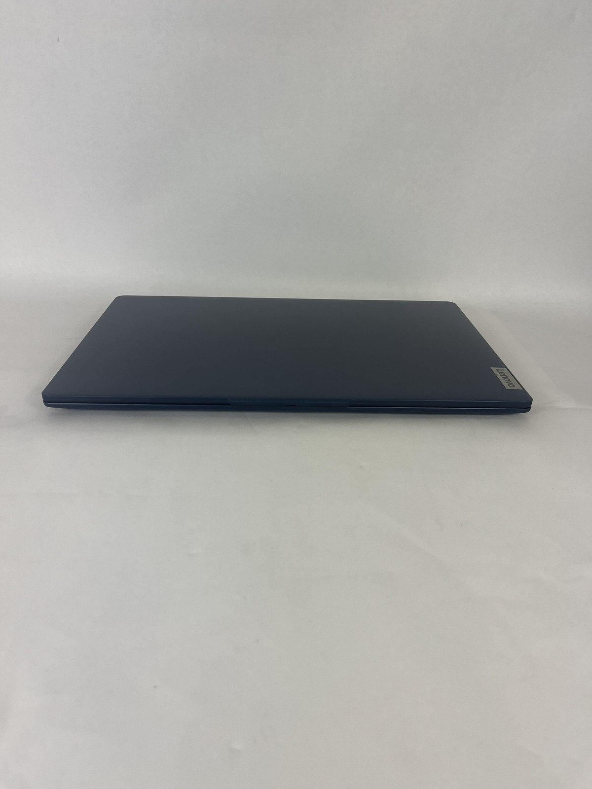 Ideapad Slim 3 15ABR8 15.6in FHD AMD Ryzen 7 7730U 2GHz 16GB RAM 512GB SSD