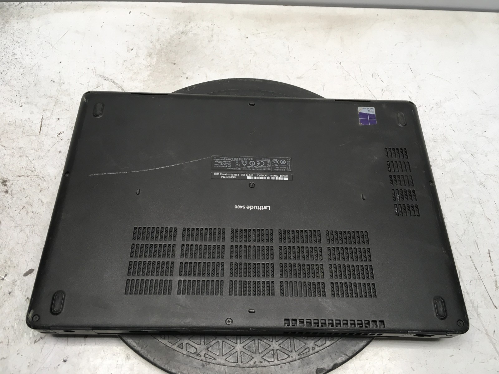 Dell Latitude 5480 Intel i7-7820HQ 2.9GHz 4 GB NO HDD