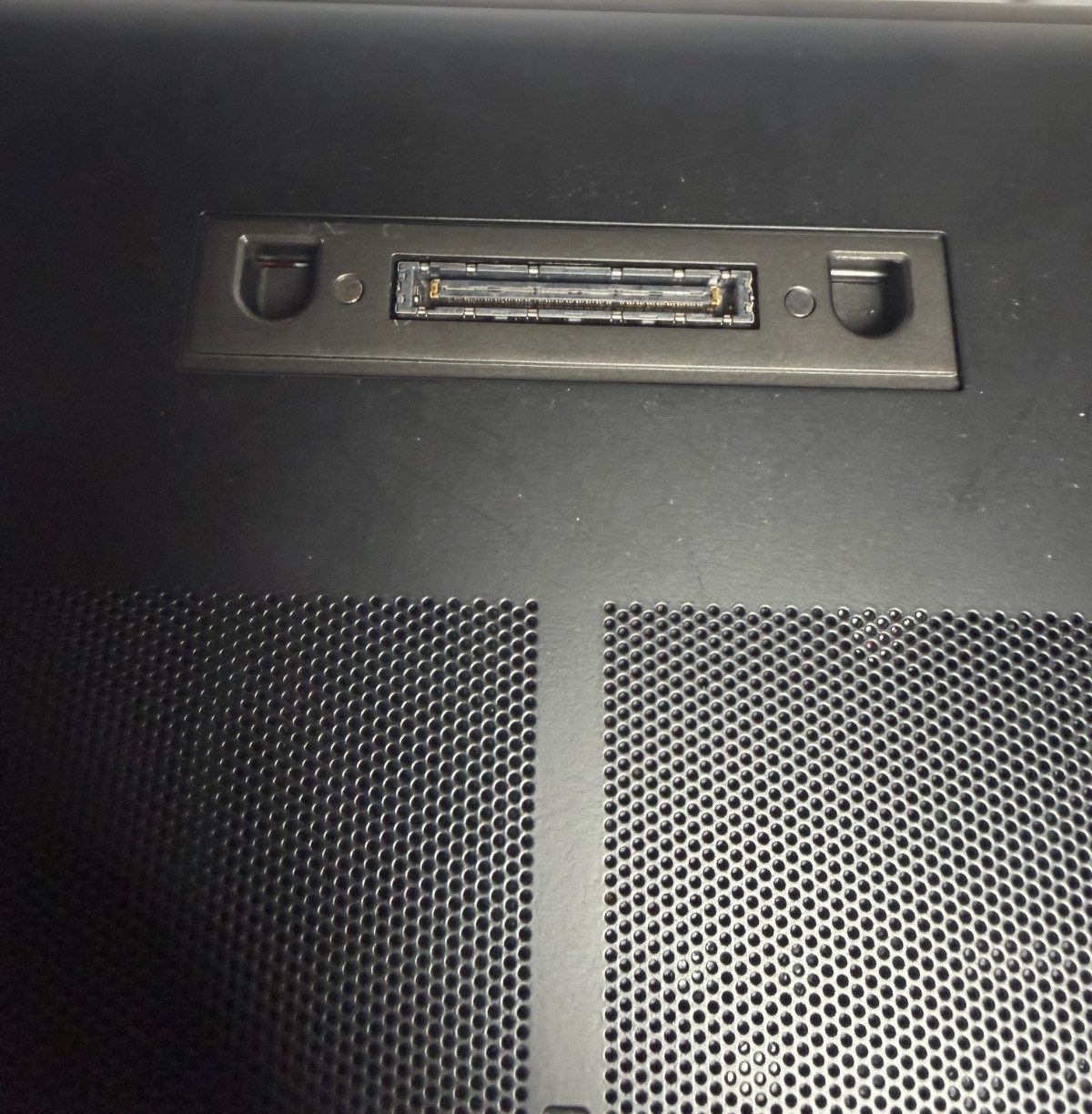 Dell Precision M6600 Laptop P10E | NO HDD | NO Charger | AS-IS Parts Repair