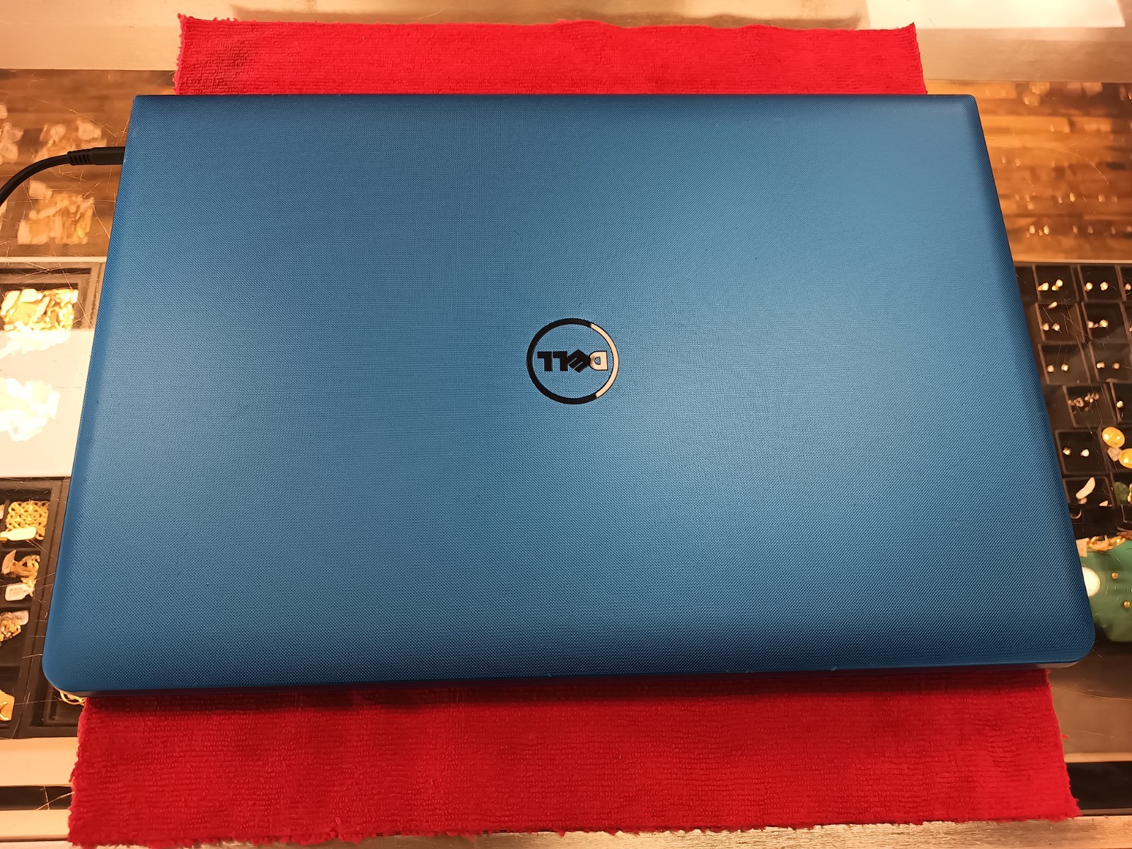 17.3″ Dell P28E INSPIRON 17 Laptop AMD A8-7410 2.20GHz 8GB RAM 1TB Laptop AS-IS!