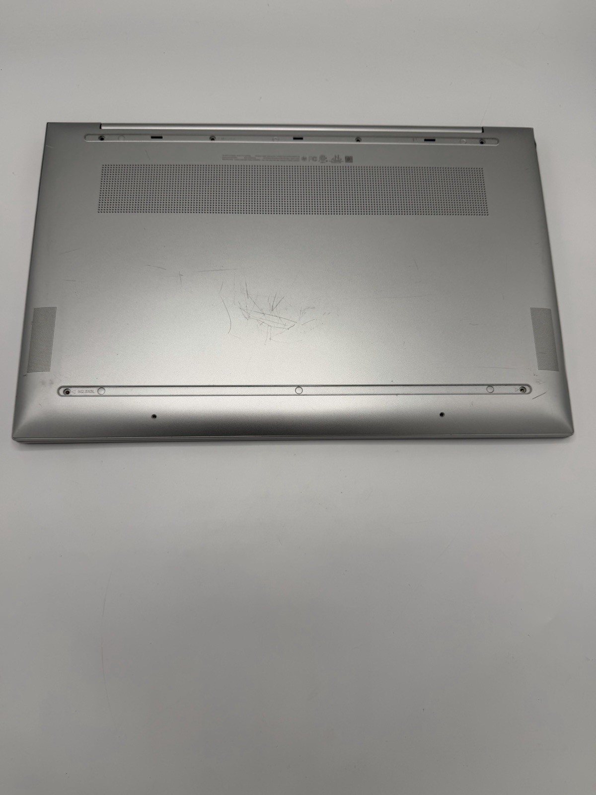 HP Envy 17m-ch0013dx 17.3” Touch i7-1165G7 16GB RAM 512GB SSD Windows 11 Iris Xe