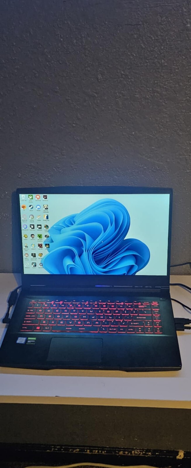 MSI GF63 Thin 15.6” (512GB SSD Intel Core i5-11400H 2.7GHz upgraded 32GB RAM)