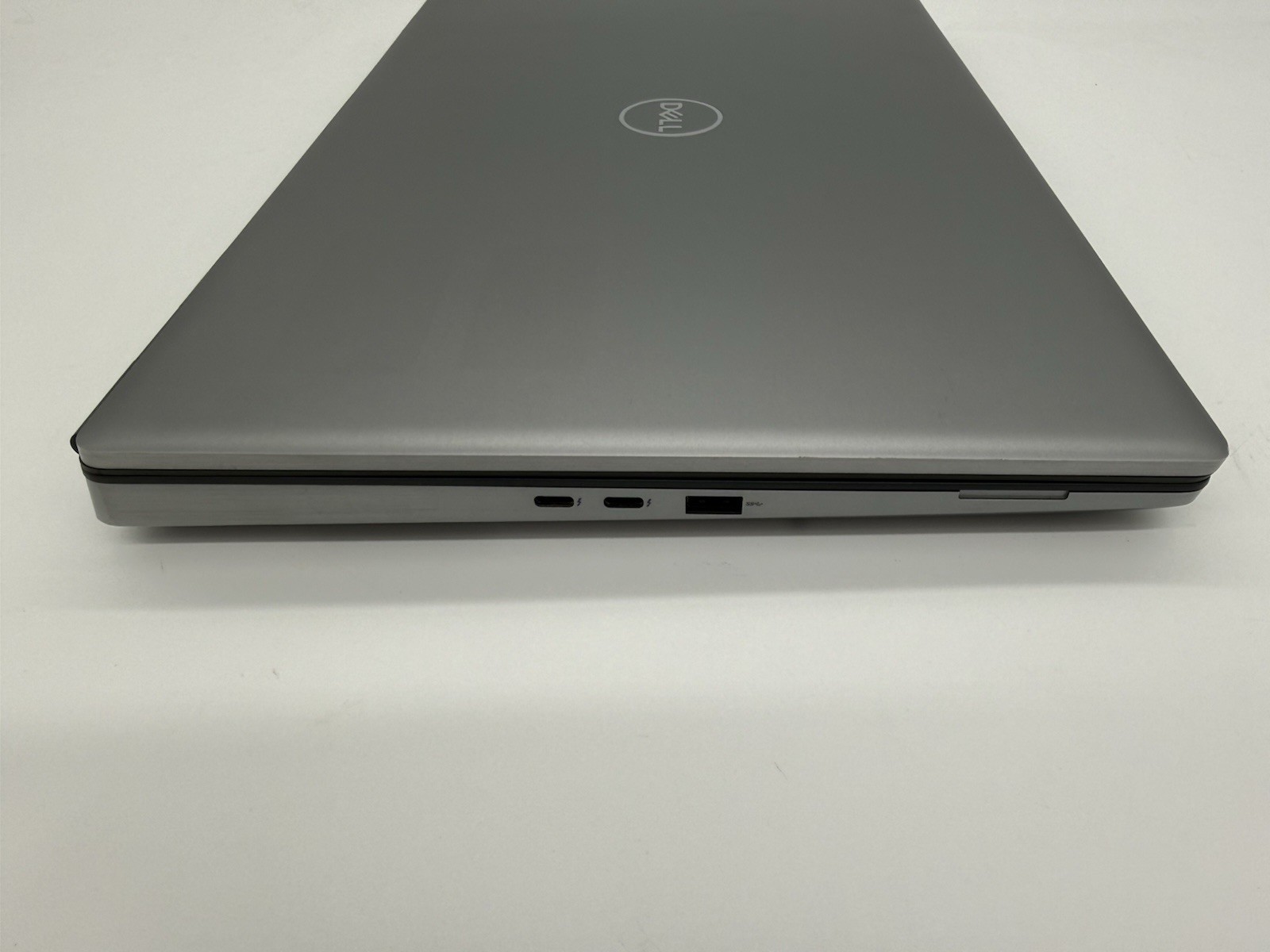 Dell Precision 7750 17.3″ 4K Laptop i7-10850H 16GB 512GB SSD Quadro RTX 5000