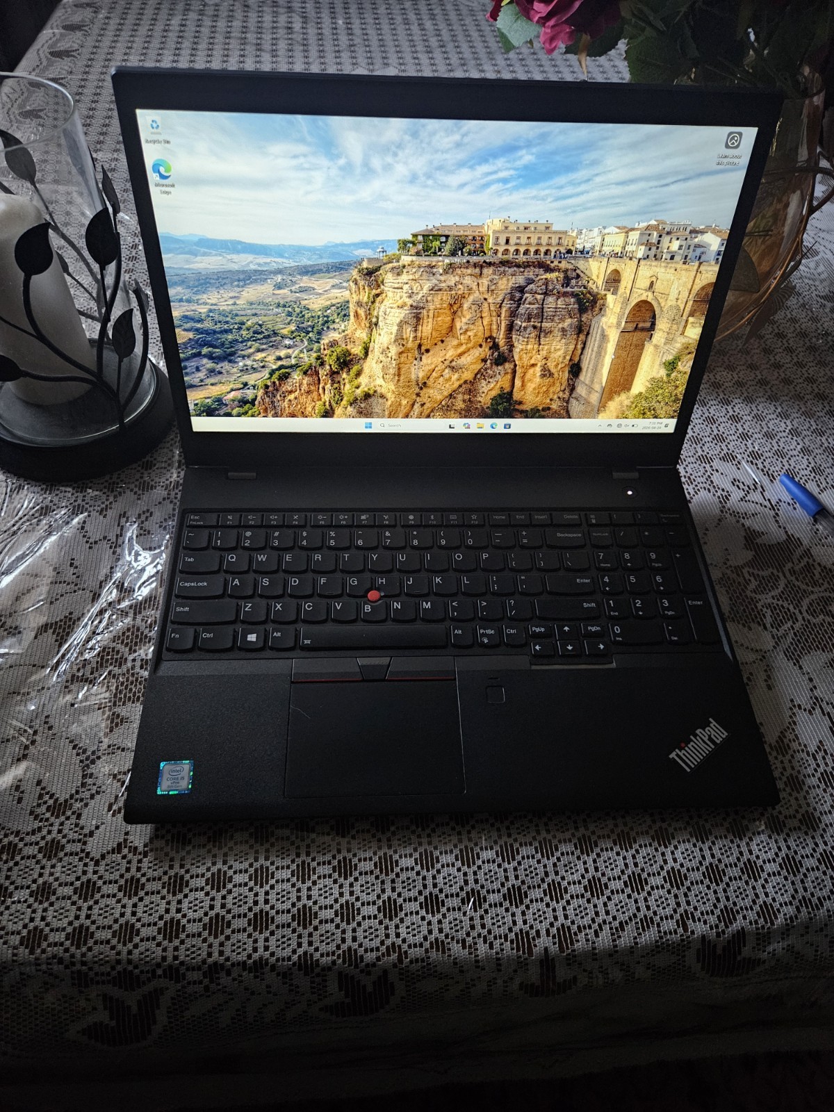 Lenovo Thinkpad T580 | i5-8350U Intel 1.9GHz | 8GB RAM | 256GB SSD | 15.6″