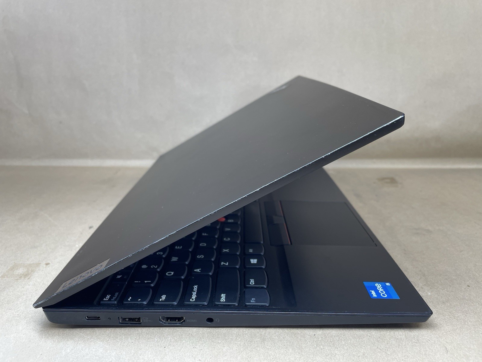 Lenovo ThinkPad E15 Gen 2 i5-1135G7 8GB RAM NO SSD NO OS